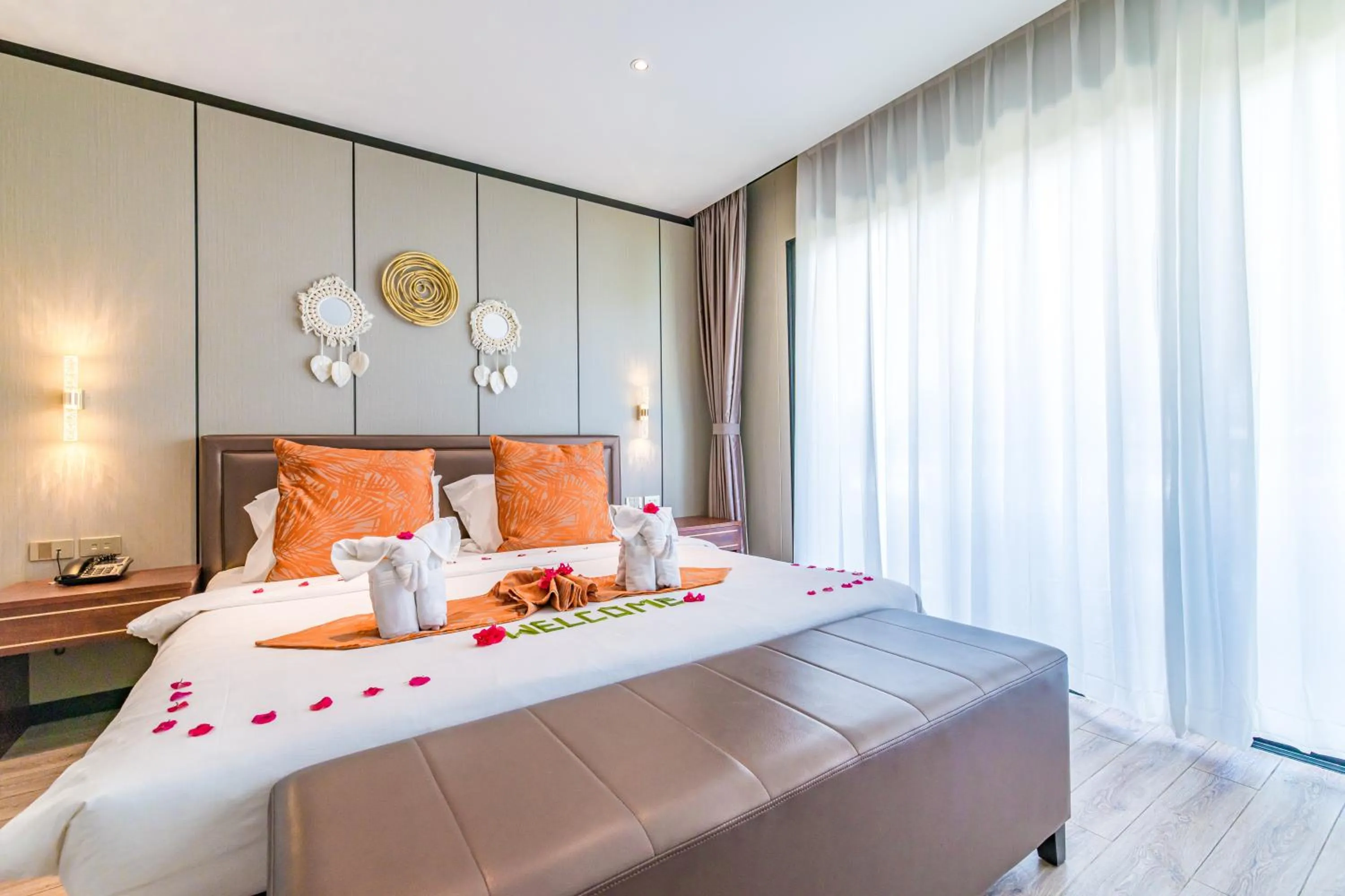 Bed in BJ & Radisson Sea View Hotel