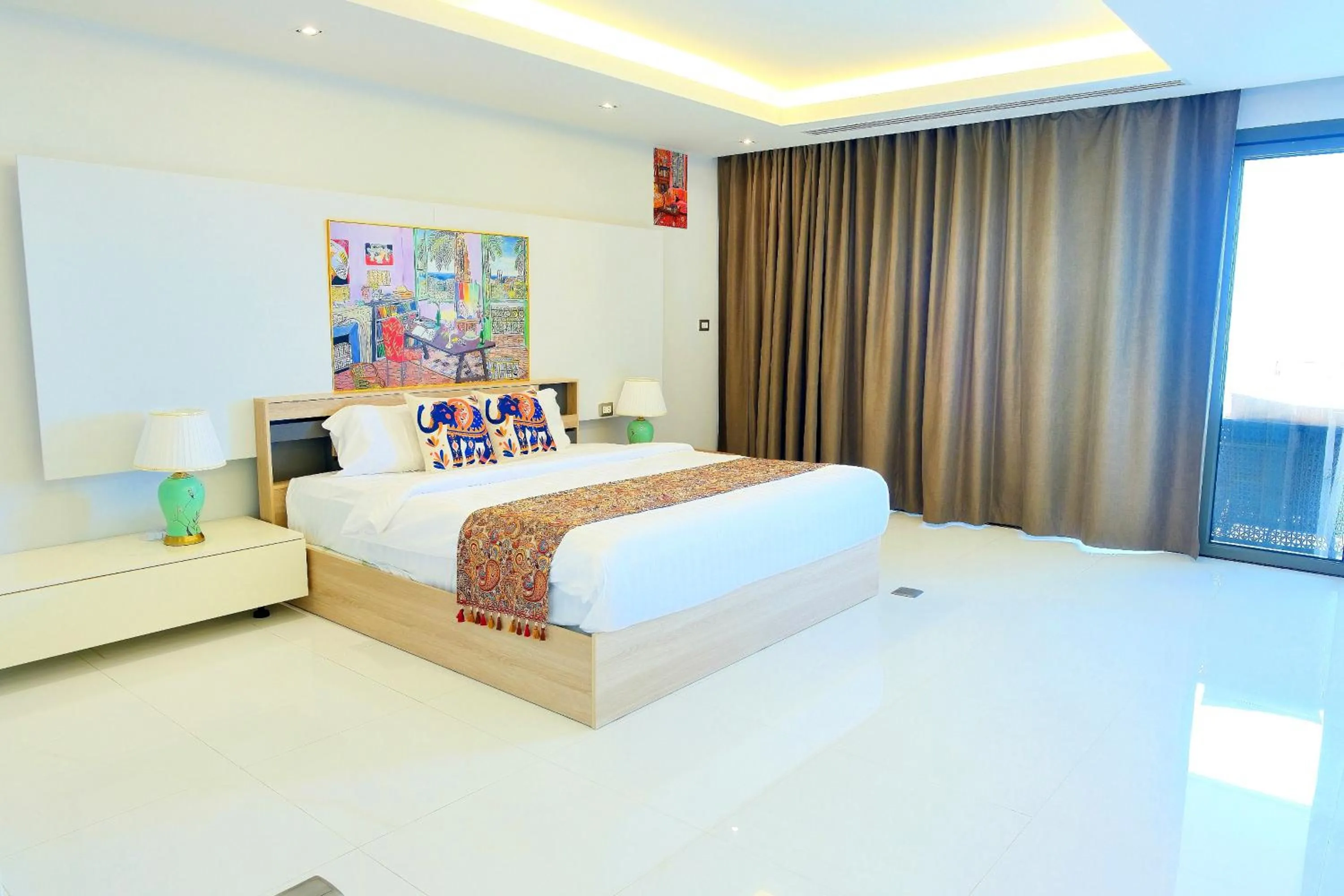 Bed in Phuket Moonlit Bay Seaview Resort & Spa