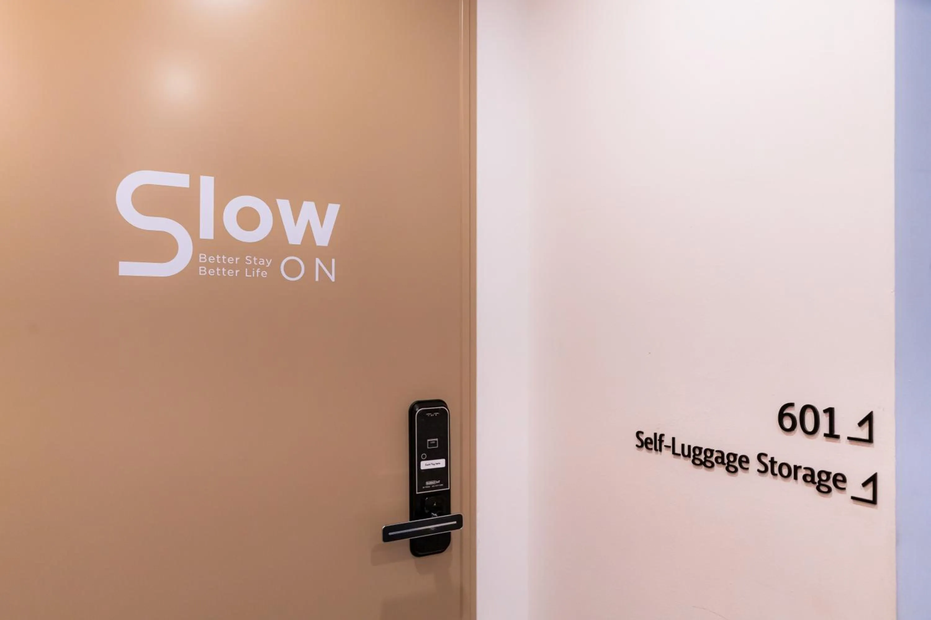 Facade/entrance in Slowon Hongdae