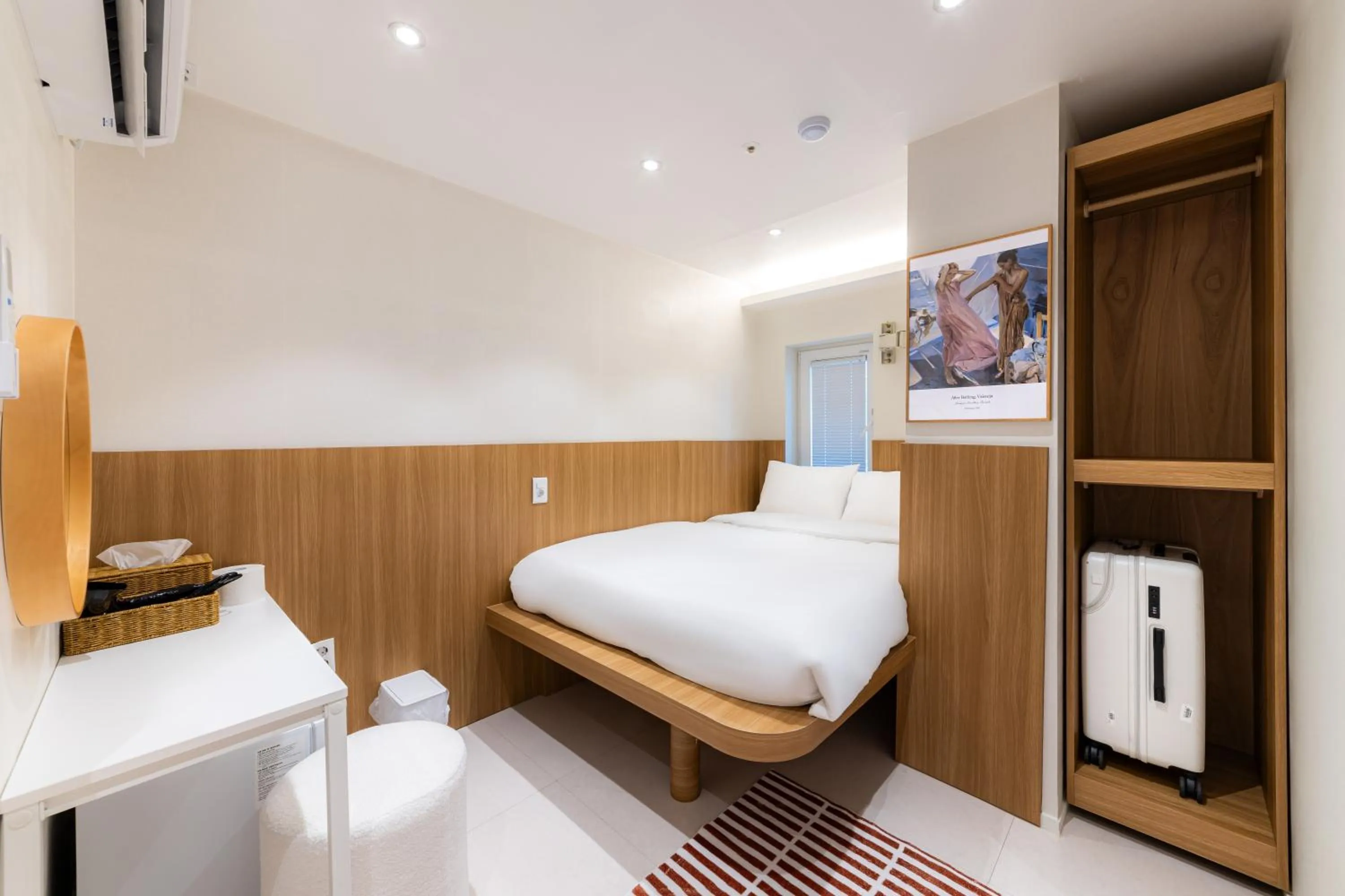 Bed in Slowon Hongdae