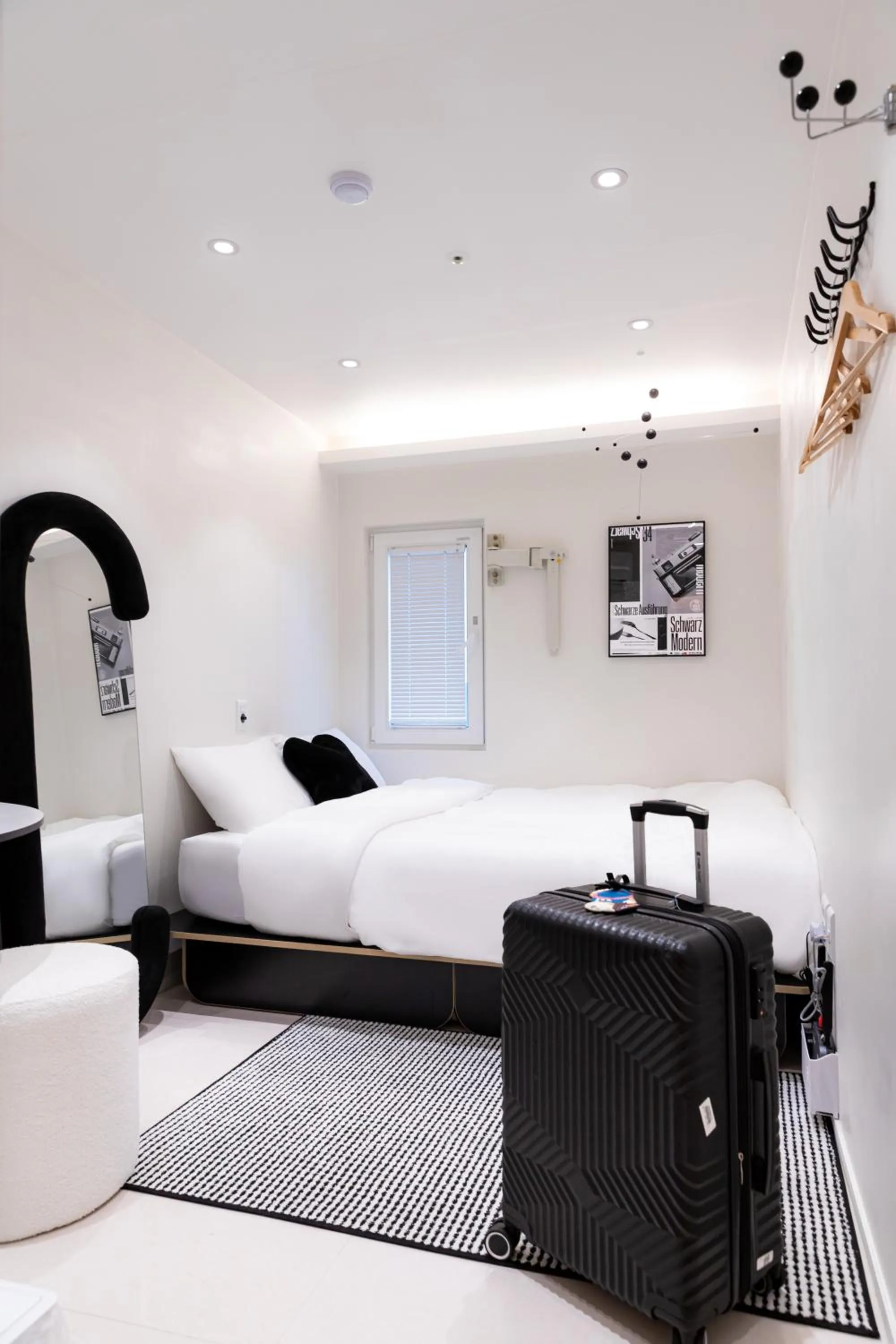 Bed in Slowon Hongdae