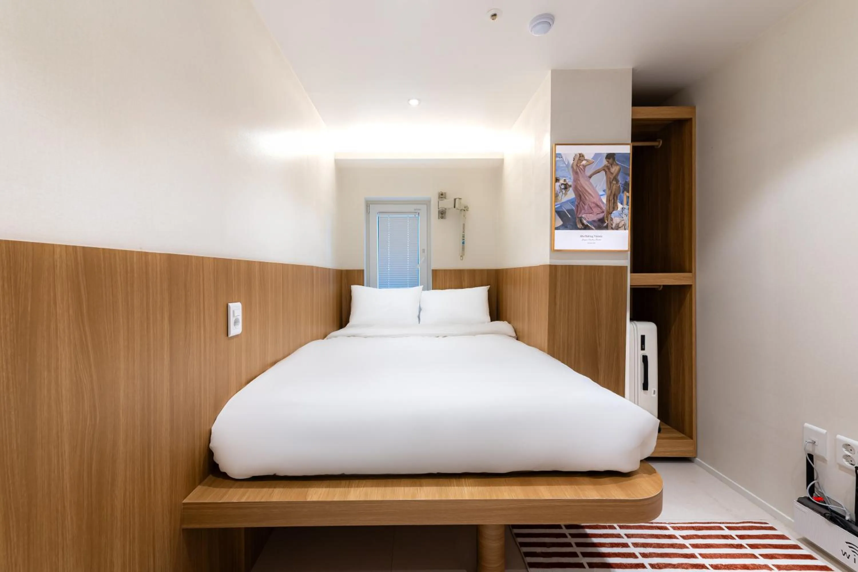 Bed in Slowon Hongdae