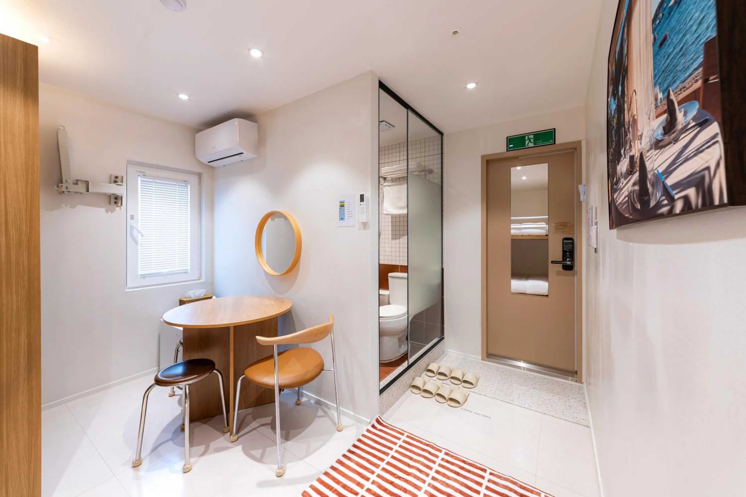 Decorative detail in Slowon Hongdae