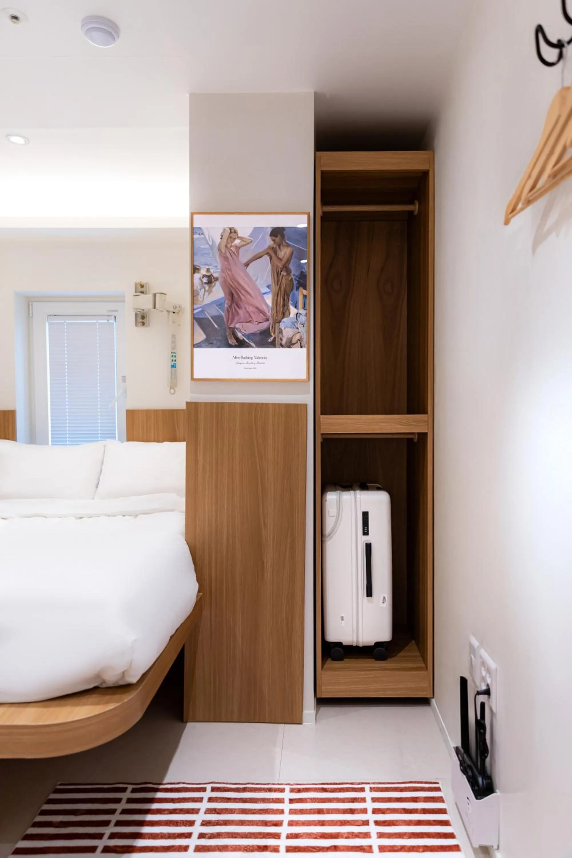 Bed in Slowon Hongdae