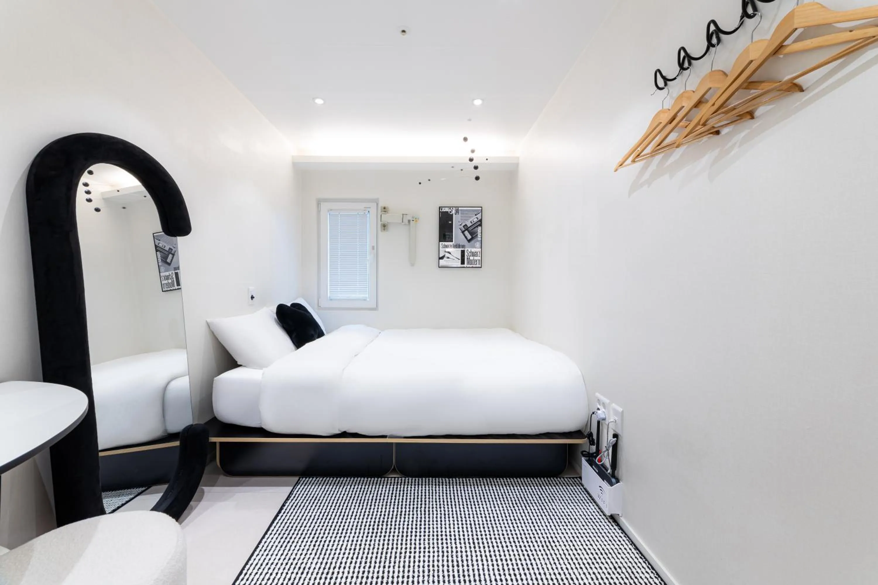 Bed in Slowon Hongdae