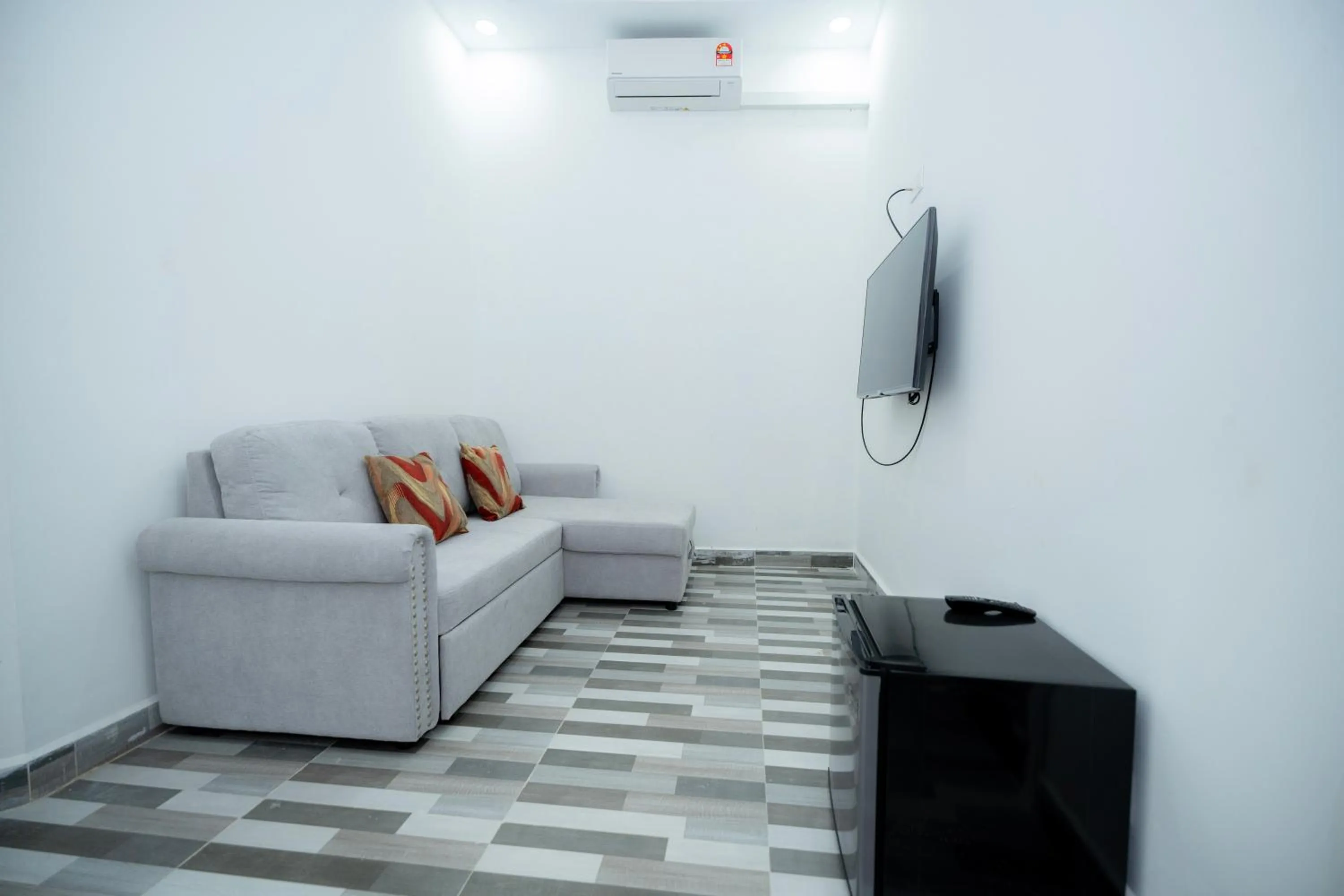 TV and multimedia in Bona Hotel