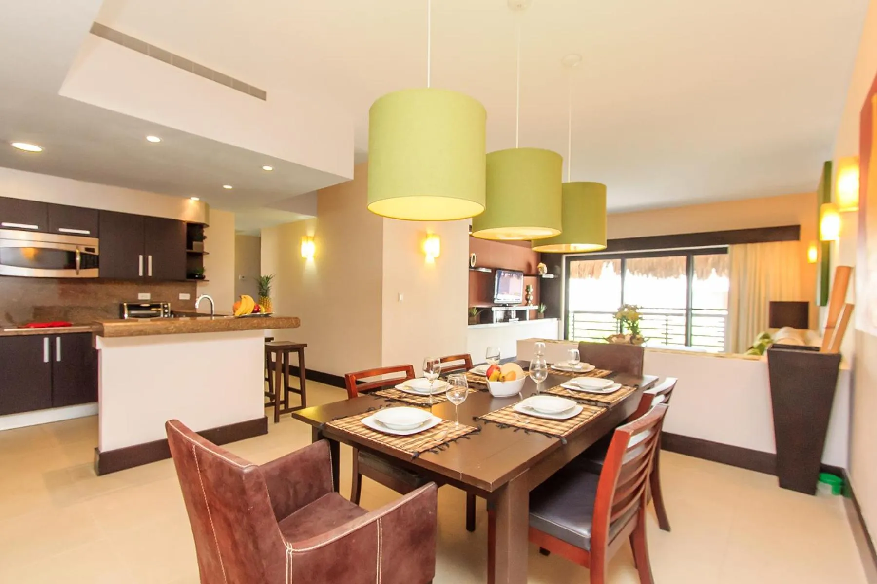 Dining area in Aldea Thai by Stella Rentals