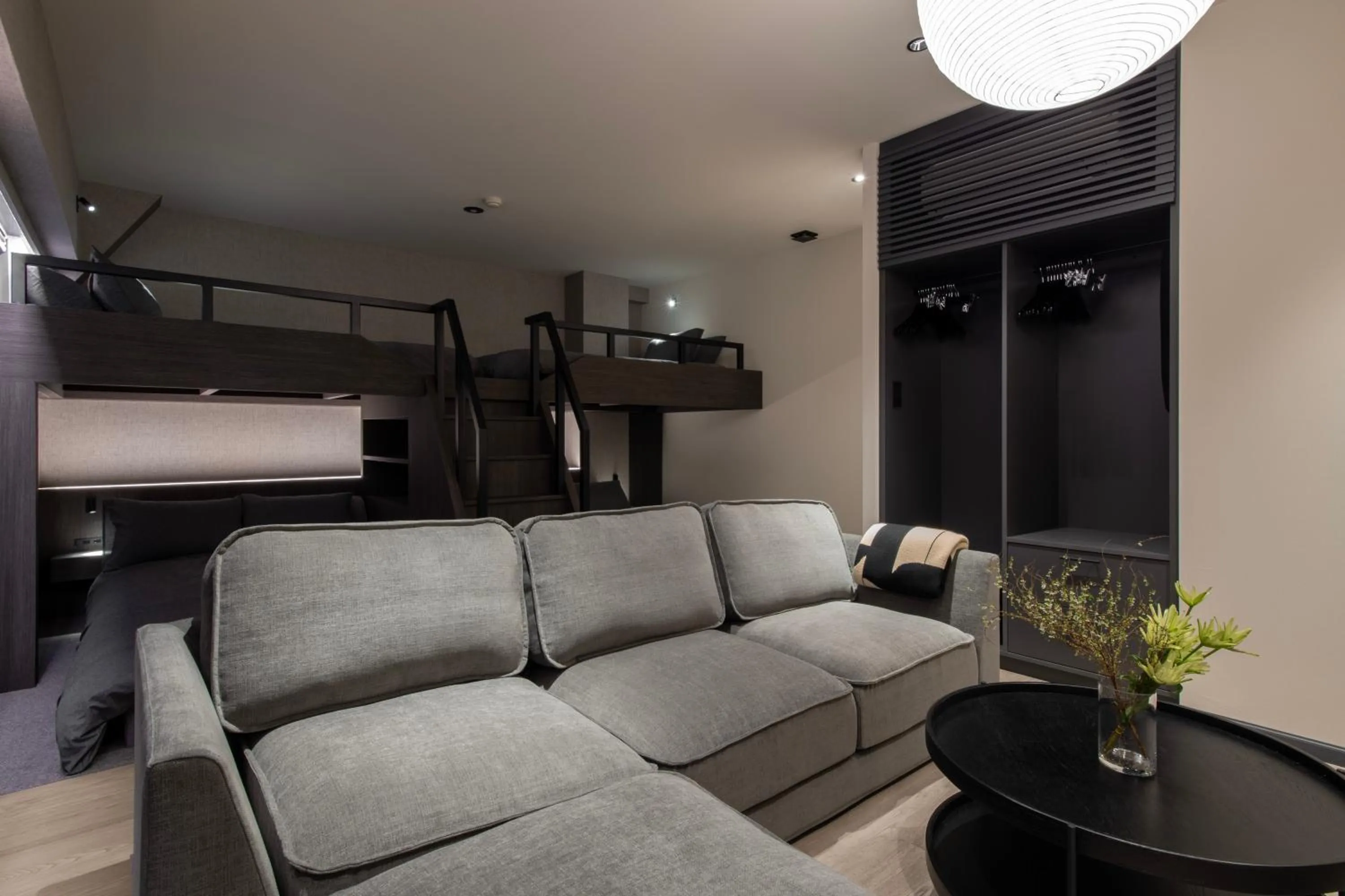 Living room in Hotel Guild 5