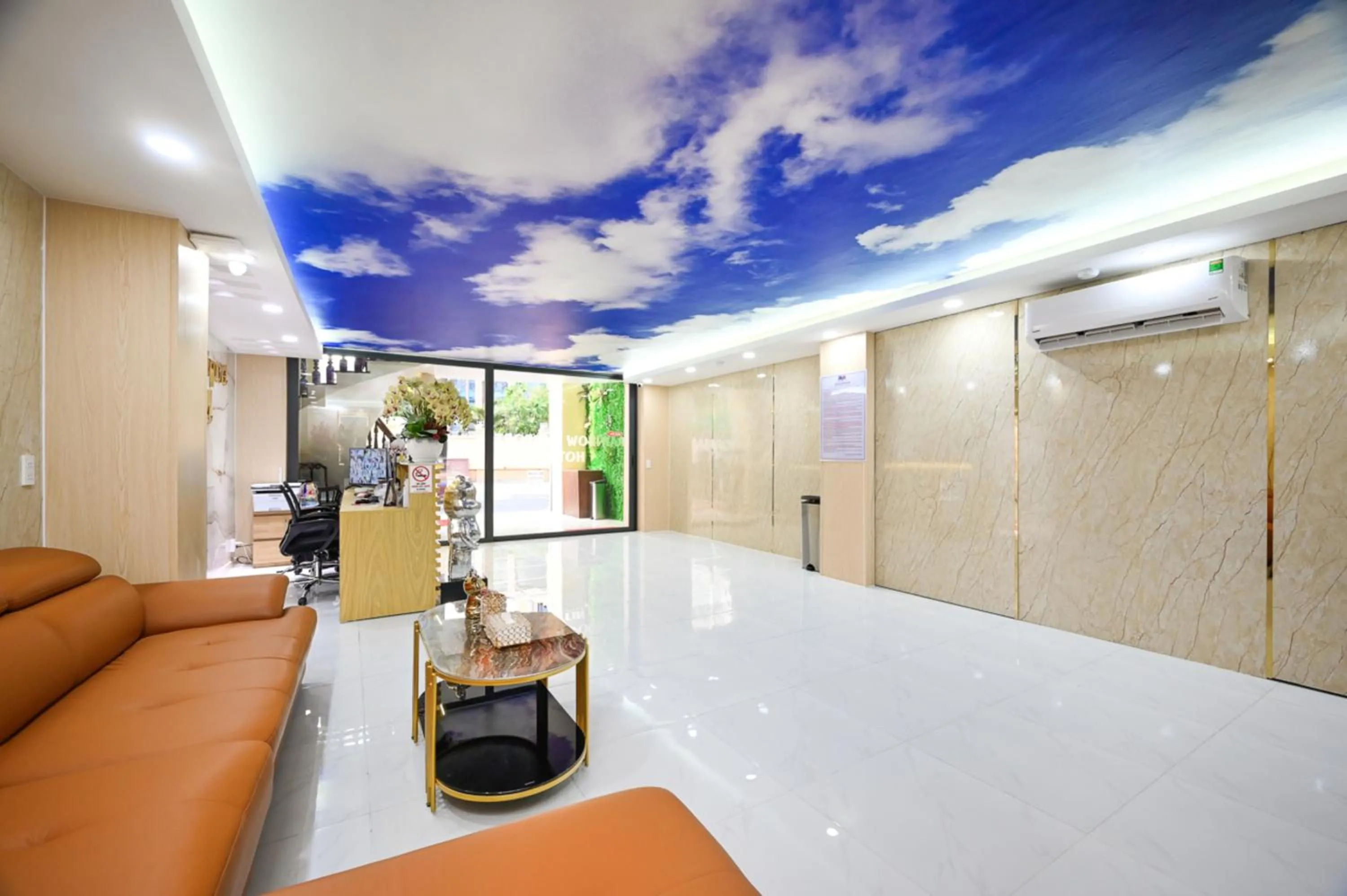 air conditioner in Rainbow Airport Hotel