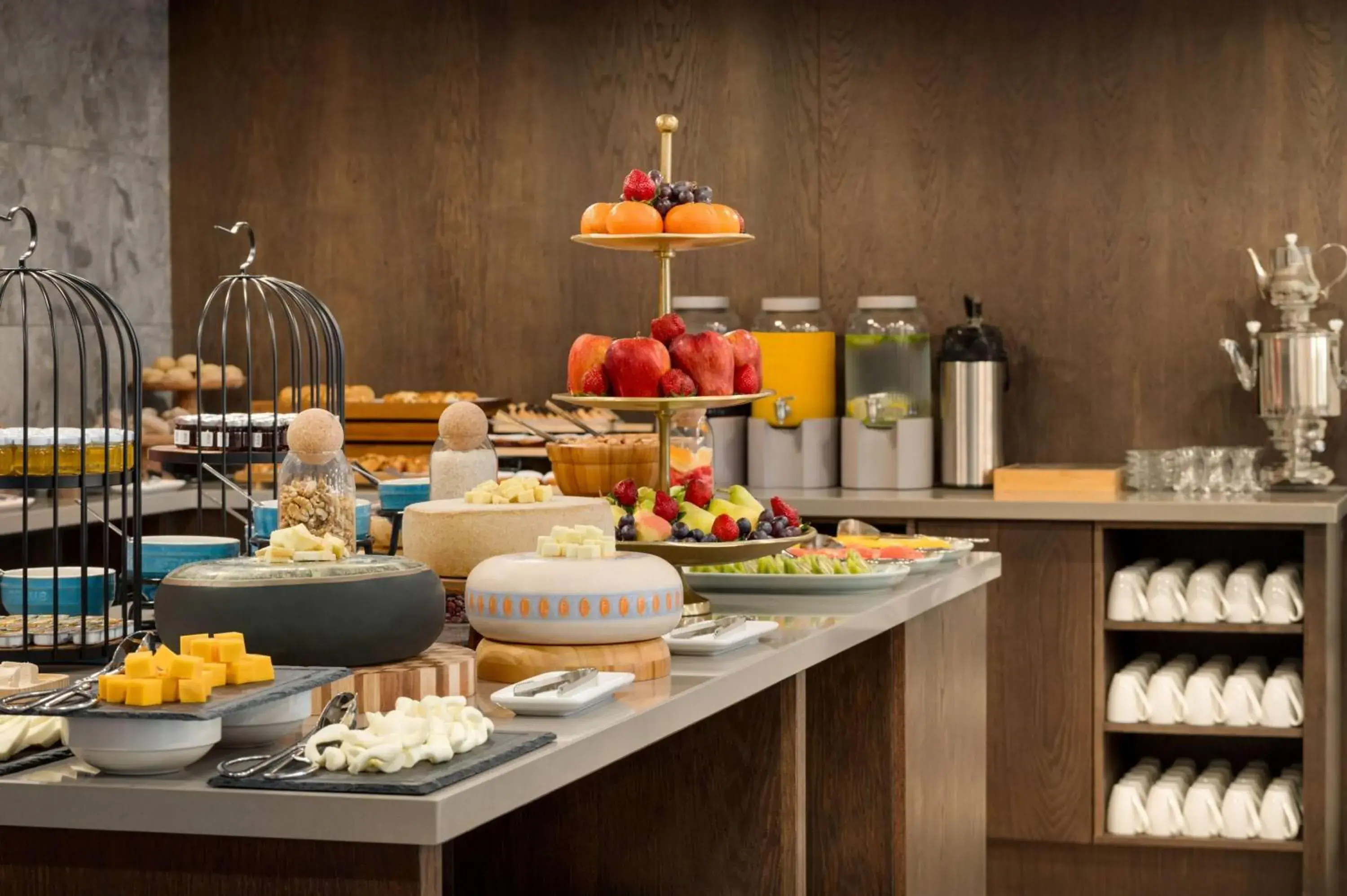 Breakfast in La Quinta by Wyndham Batumi Breakfast in La Quinta by Wyndham Batumi