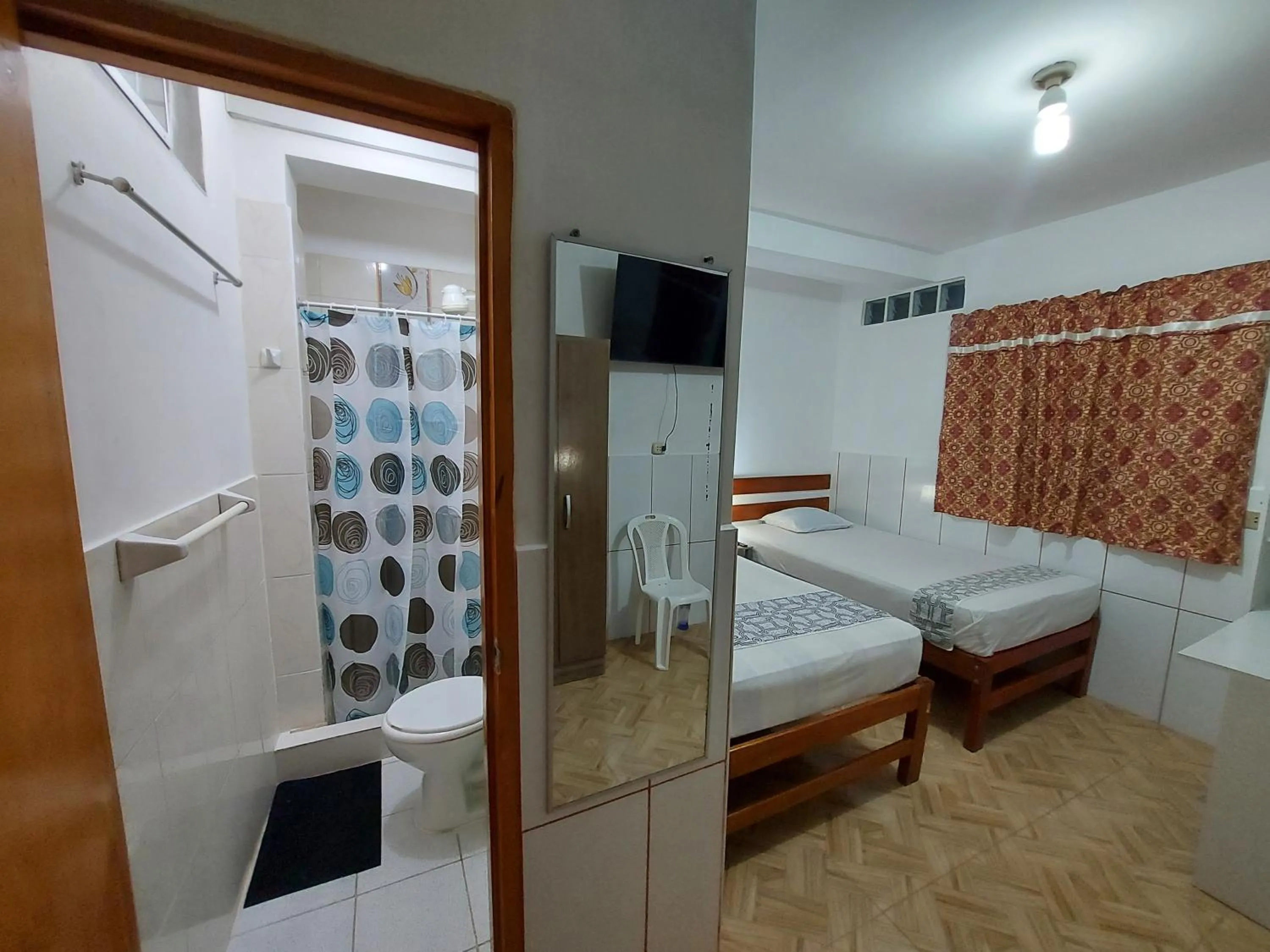 Photo of the whole room, Bed in Amazon House Hostel