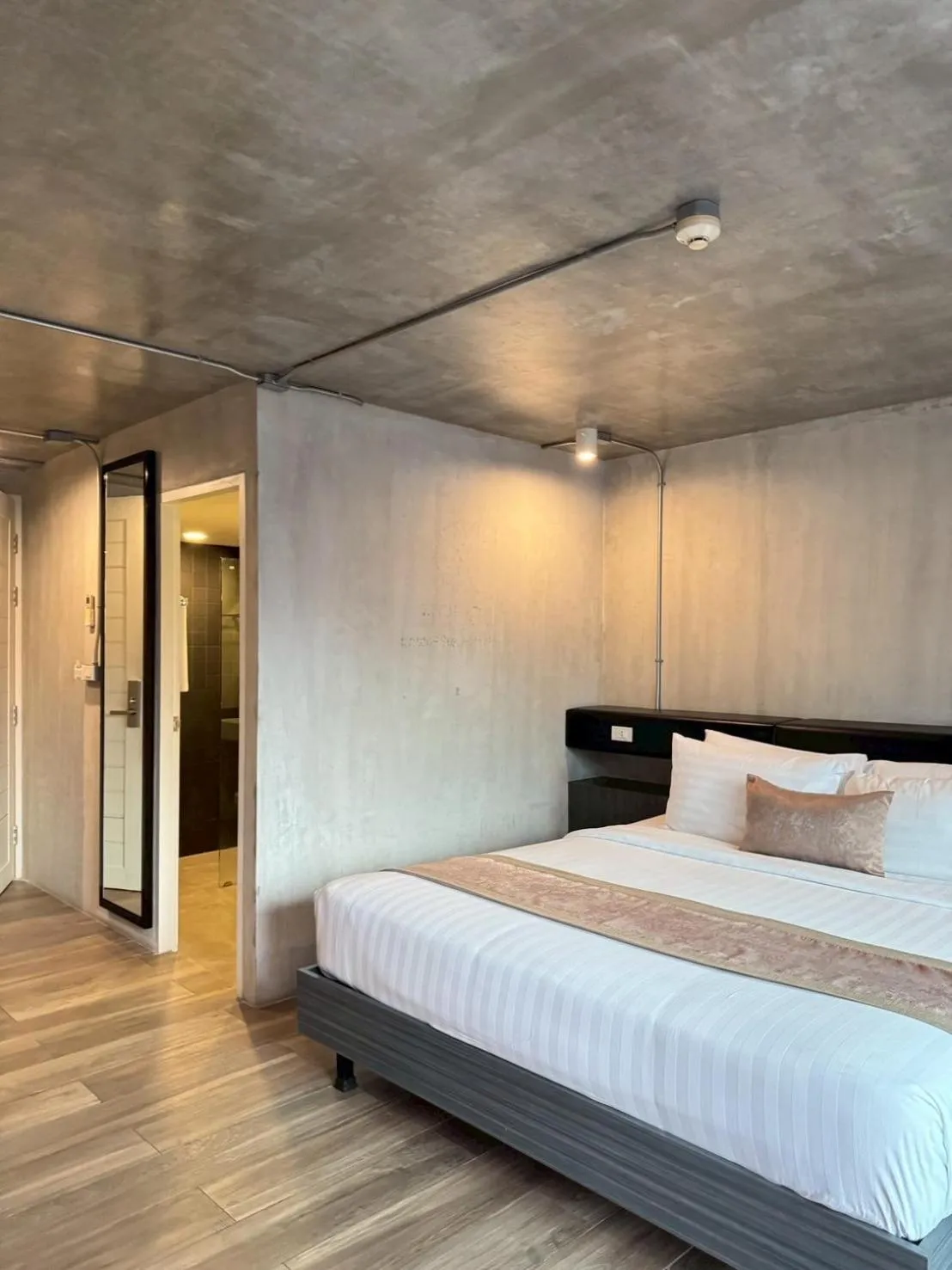 Bed in Aspira Central Patong