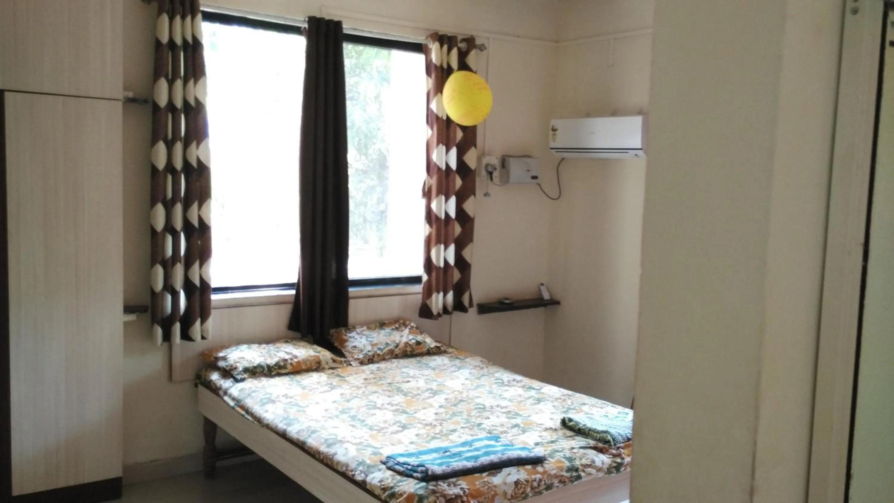 Day, Bed in Tendulkar Beach Resort