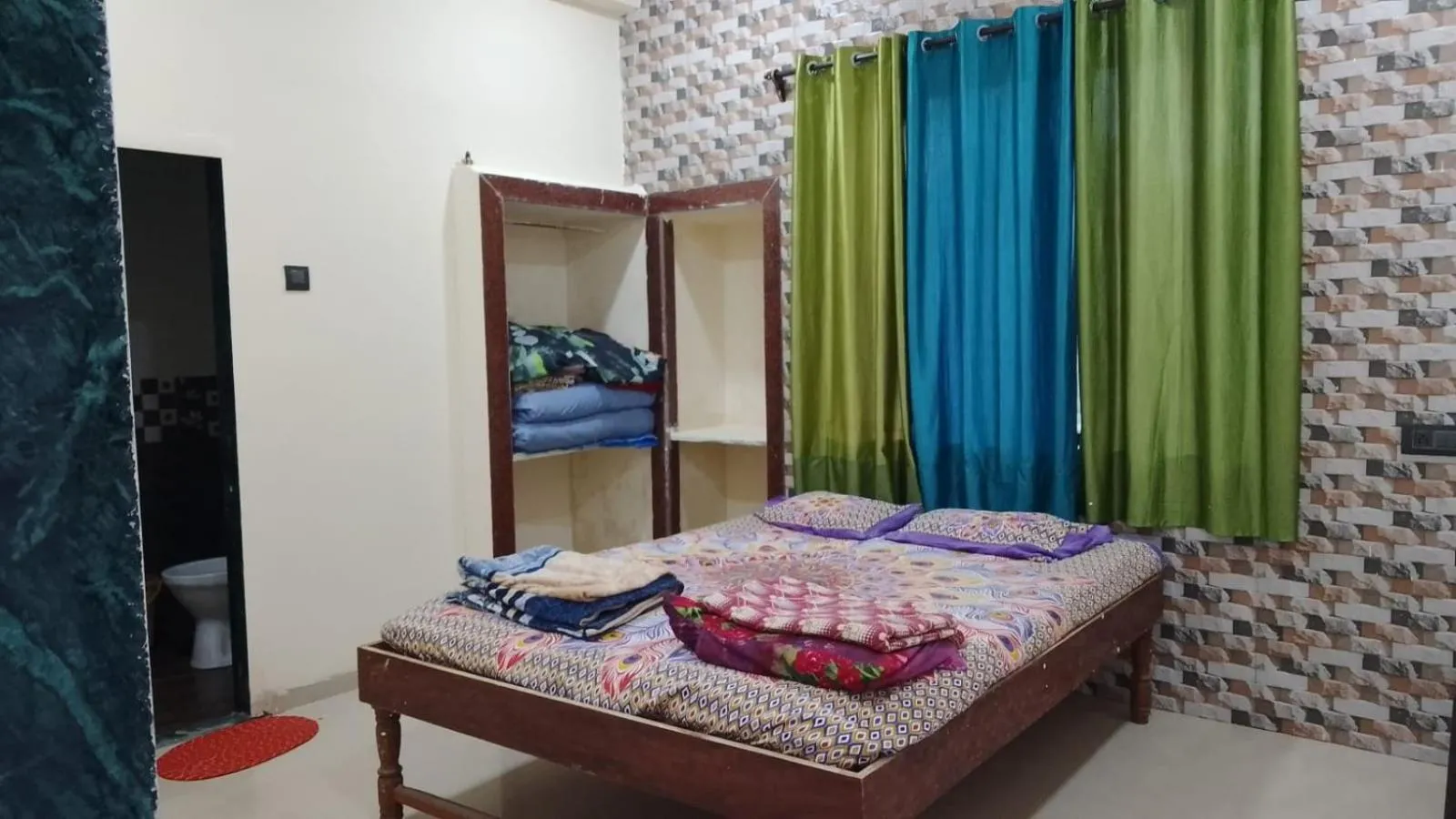 Bed in Tendulkar Beach Resort