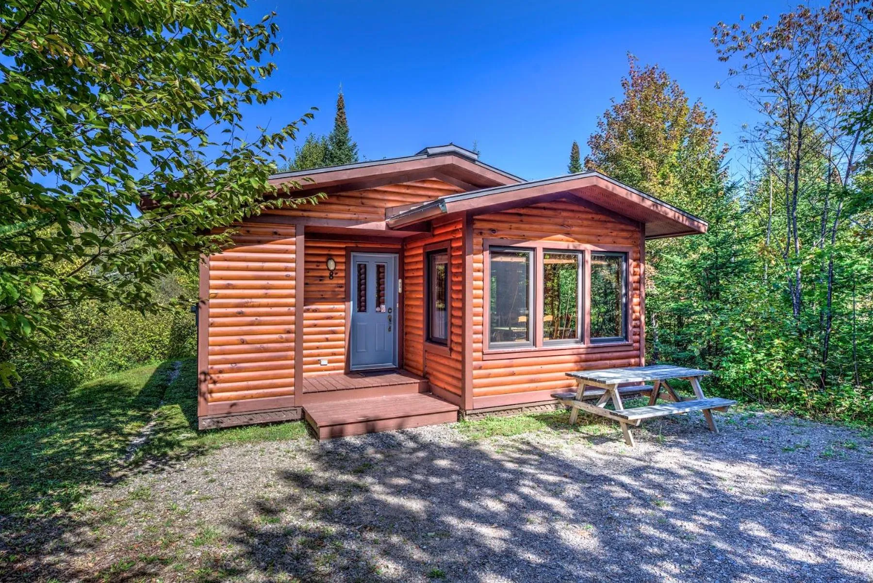 Property building in Le Grand R