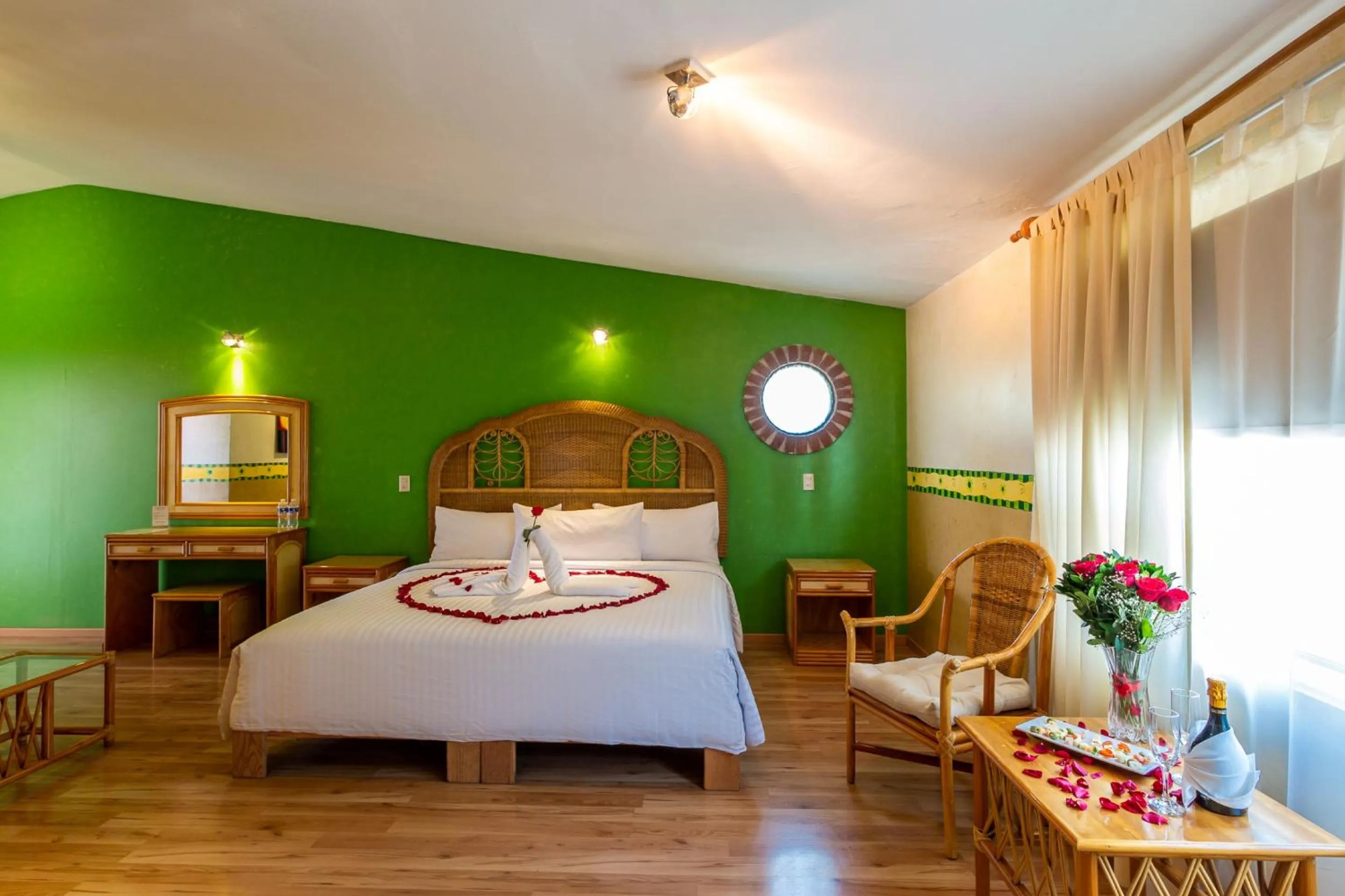 Photo of the whole room, Bed in Hotel Hacienda Montesinos