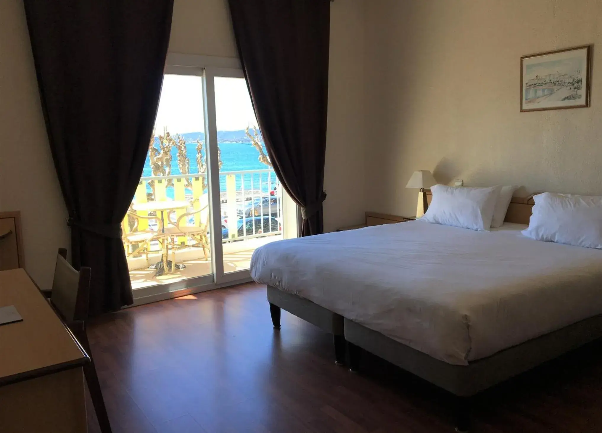 Superior Room with Balcony in Le Beau Séjour Superior Room with Balcony in Le Beau Séjour