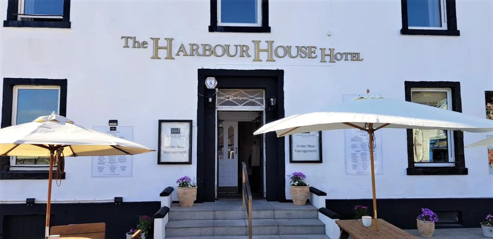 Facade/entrance in The Harbour House Sea Front Hotel