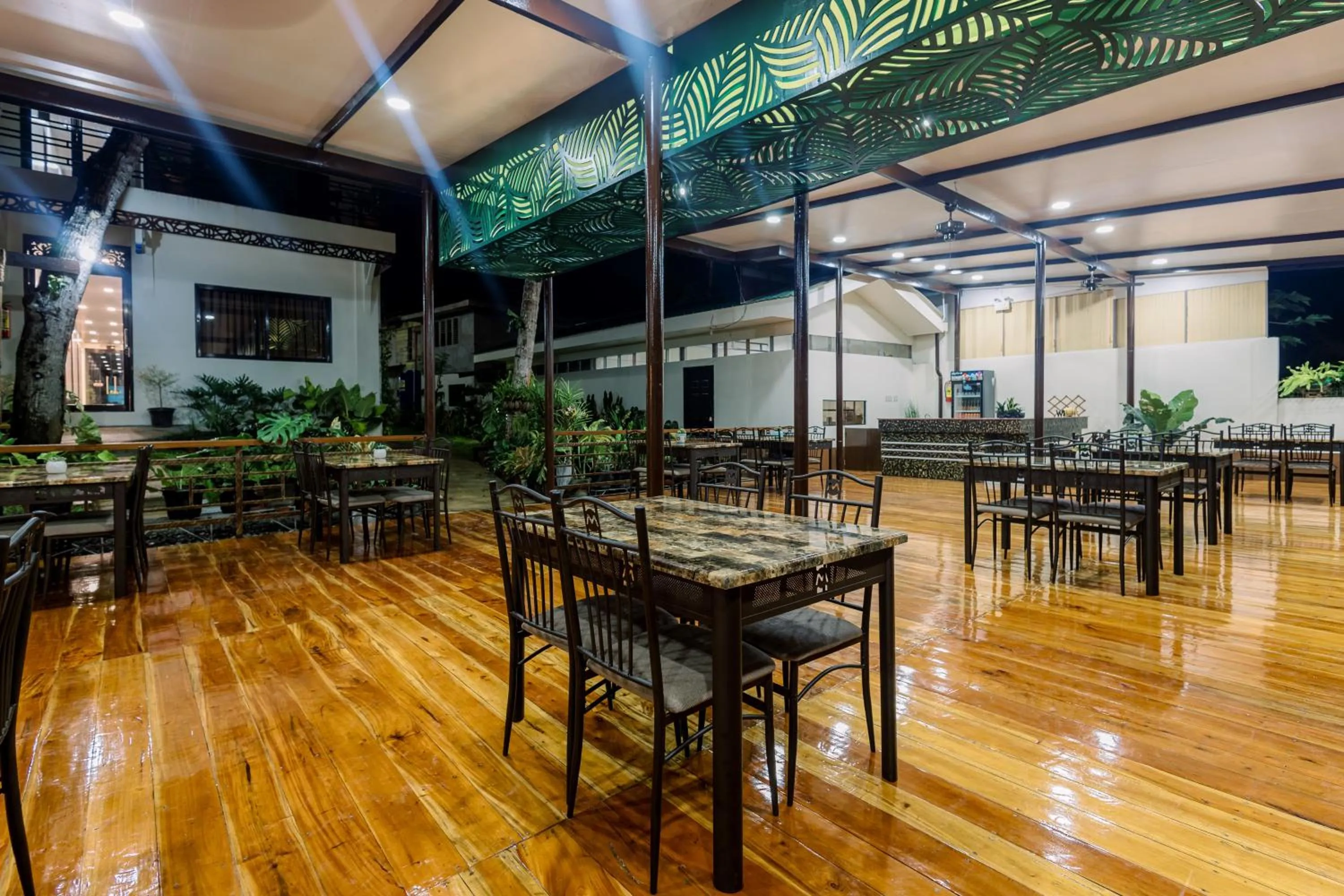 Restaurant/places to eat in Loboc Riverside Inn & Restaurant