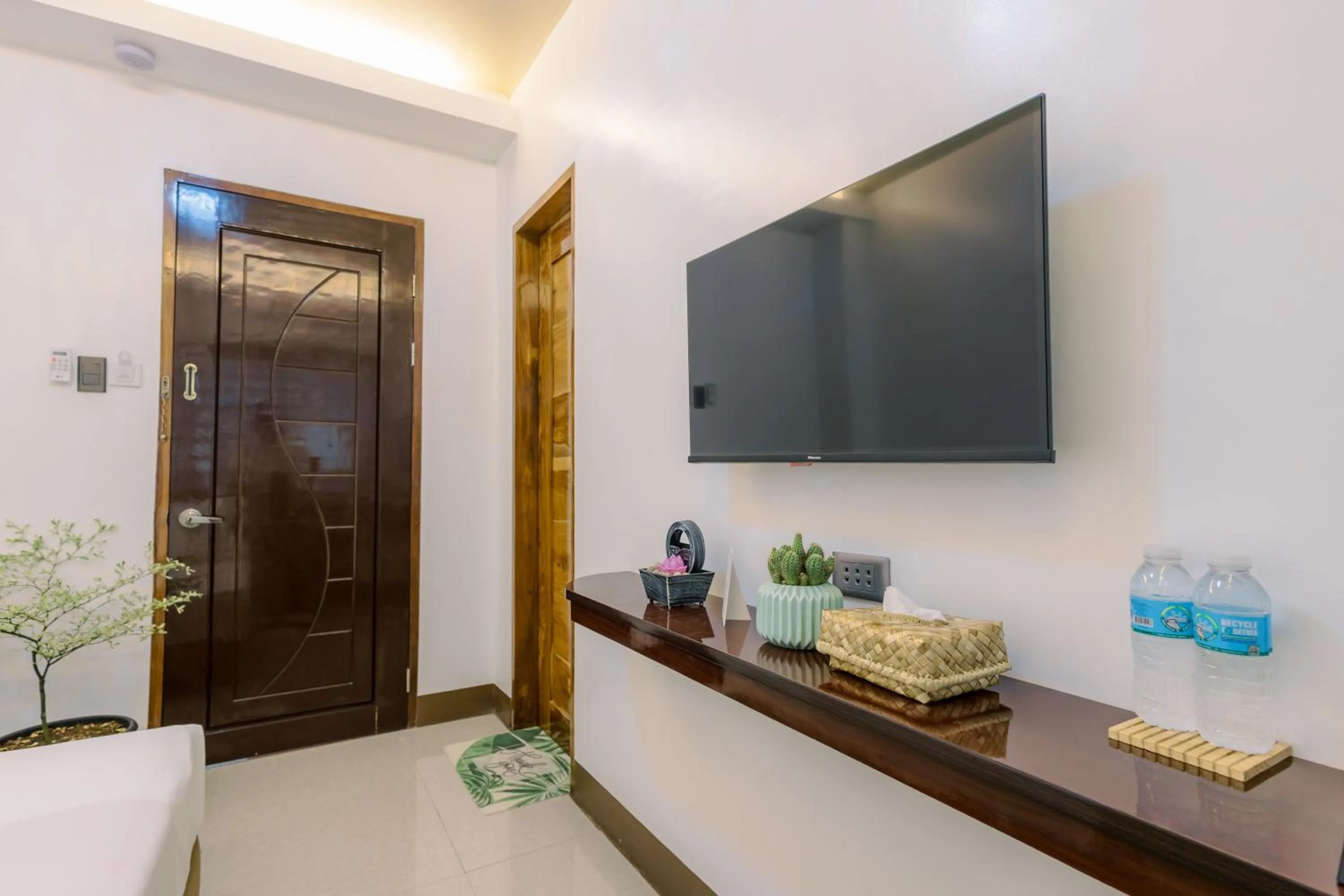 Bedroom in Loboc Riverside Inn & Restaurant