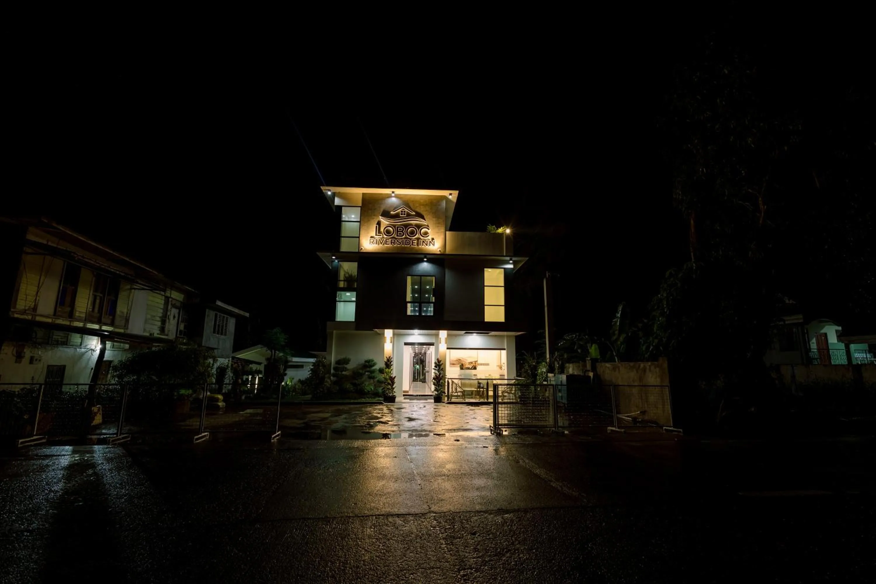 Property building in Loboc Riverside Inn & Restaurant