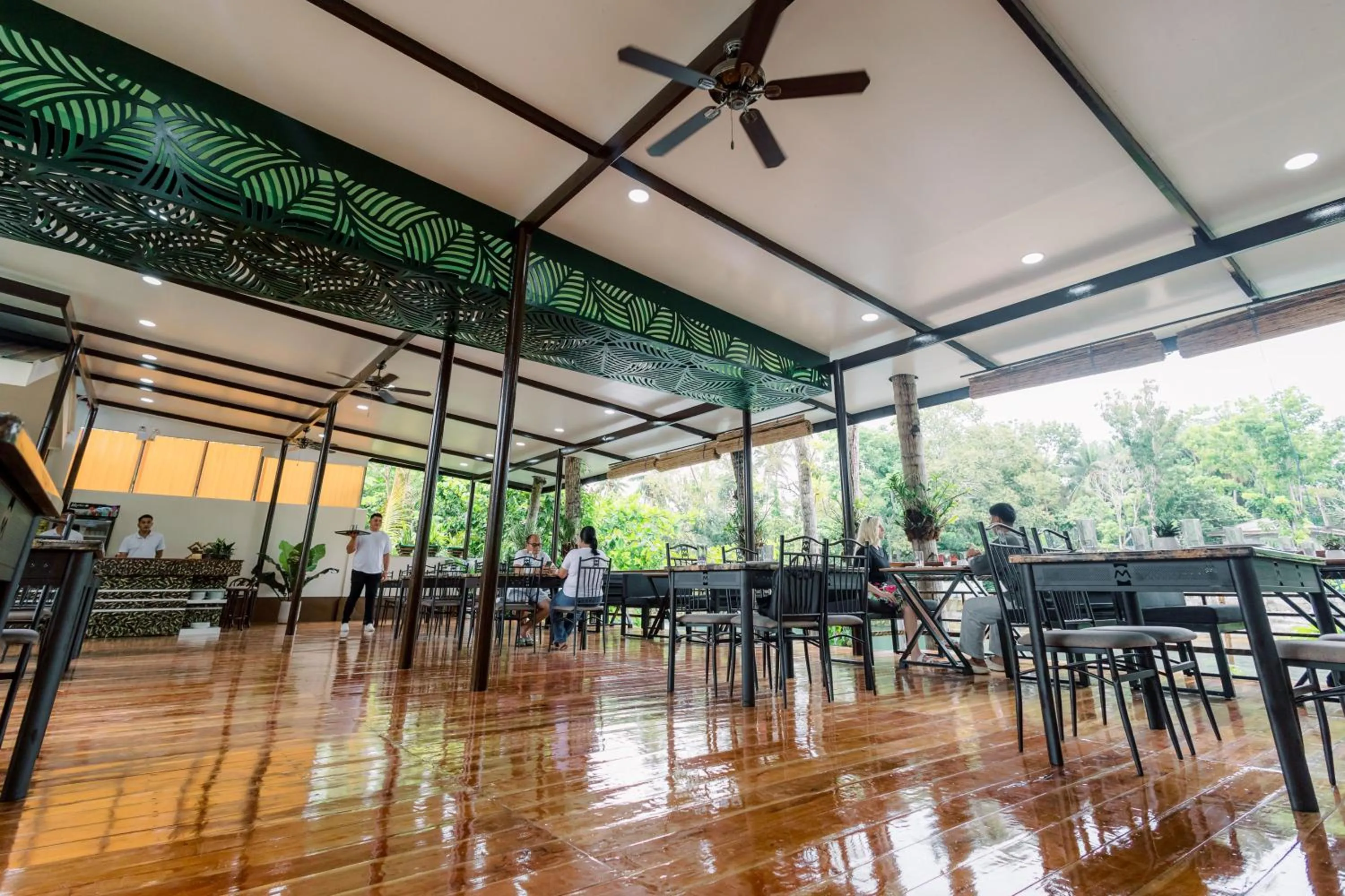 Restaurant/places to eat in Loboc Riverside Inn & Restaurant