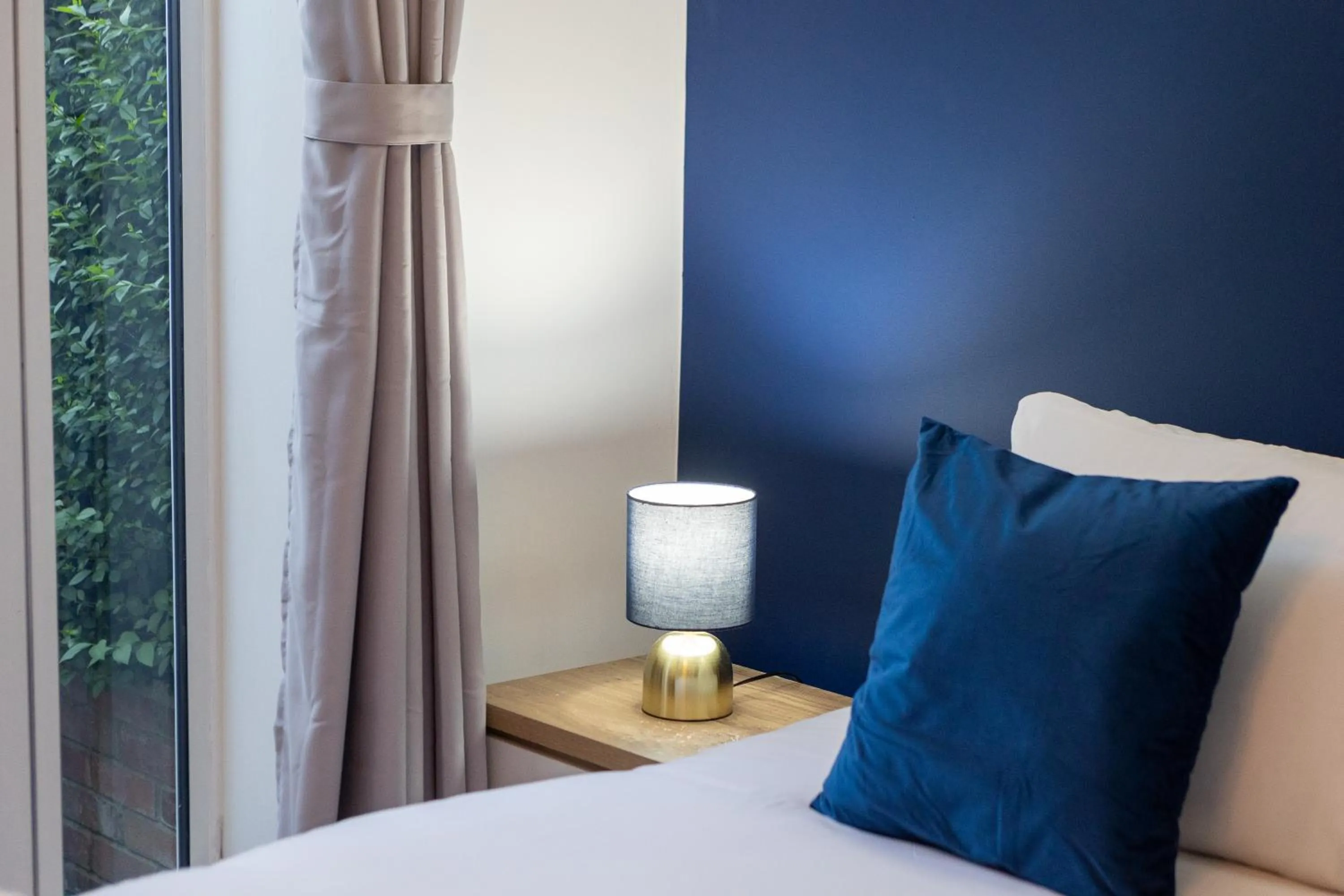 Bedroom, Bed in Pleasant Studio in St Albans