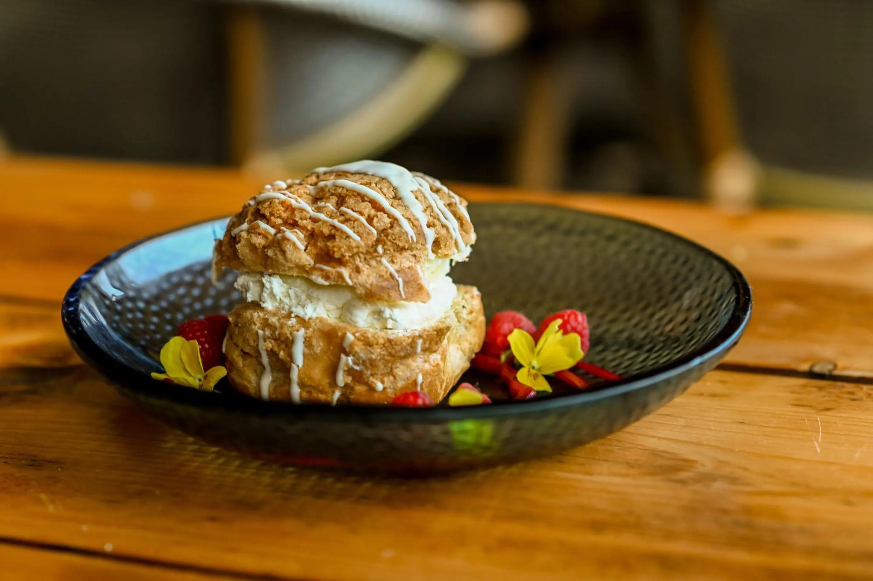 Food and drinks in The Sweeney