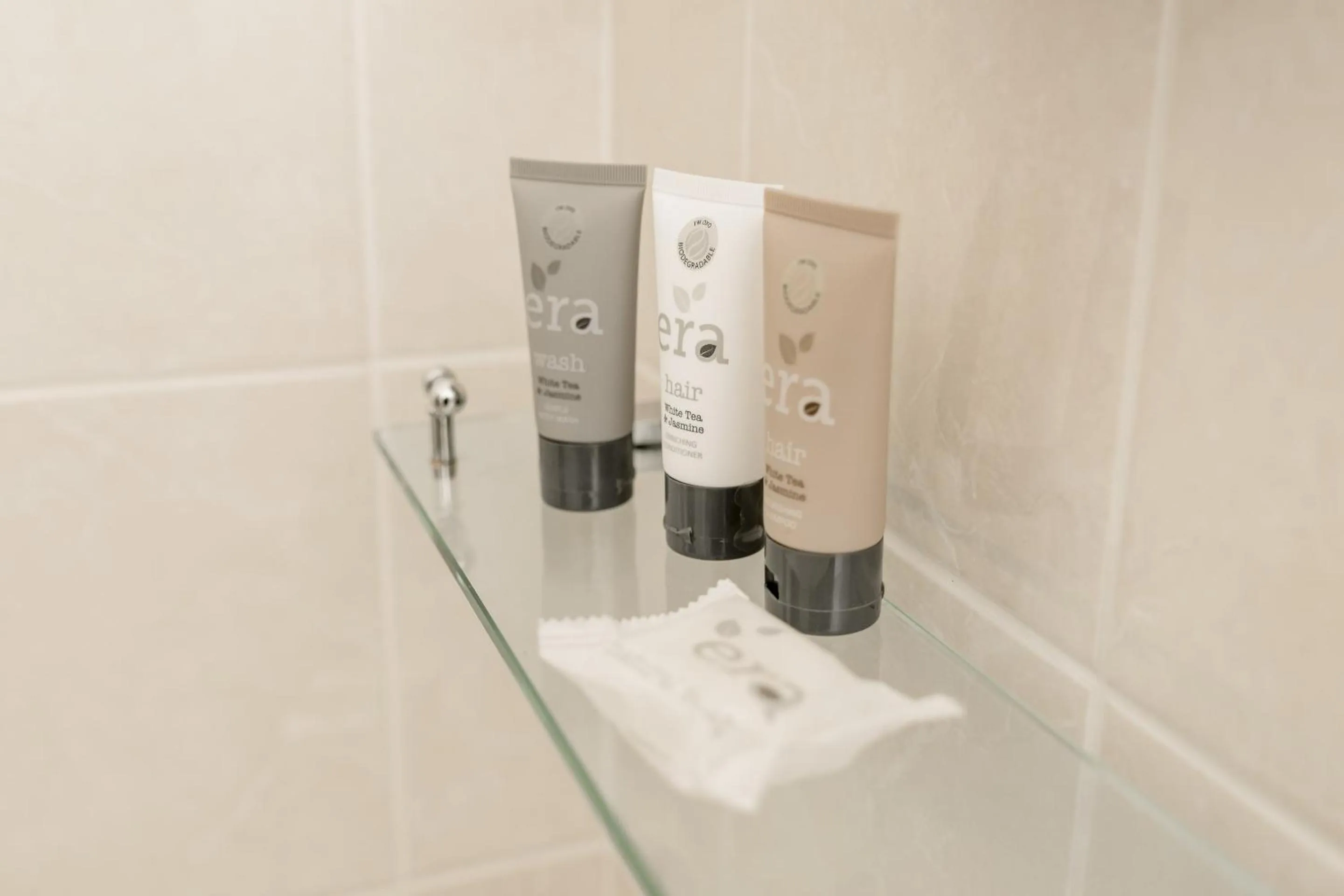 Bathroom in The Sweeney