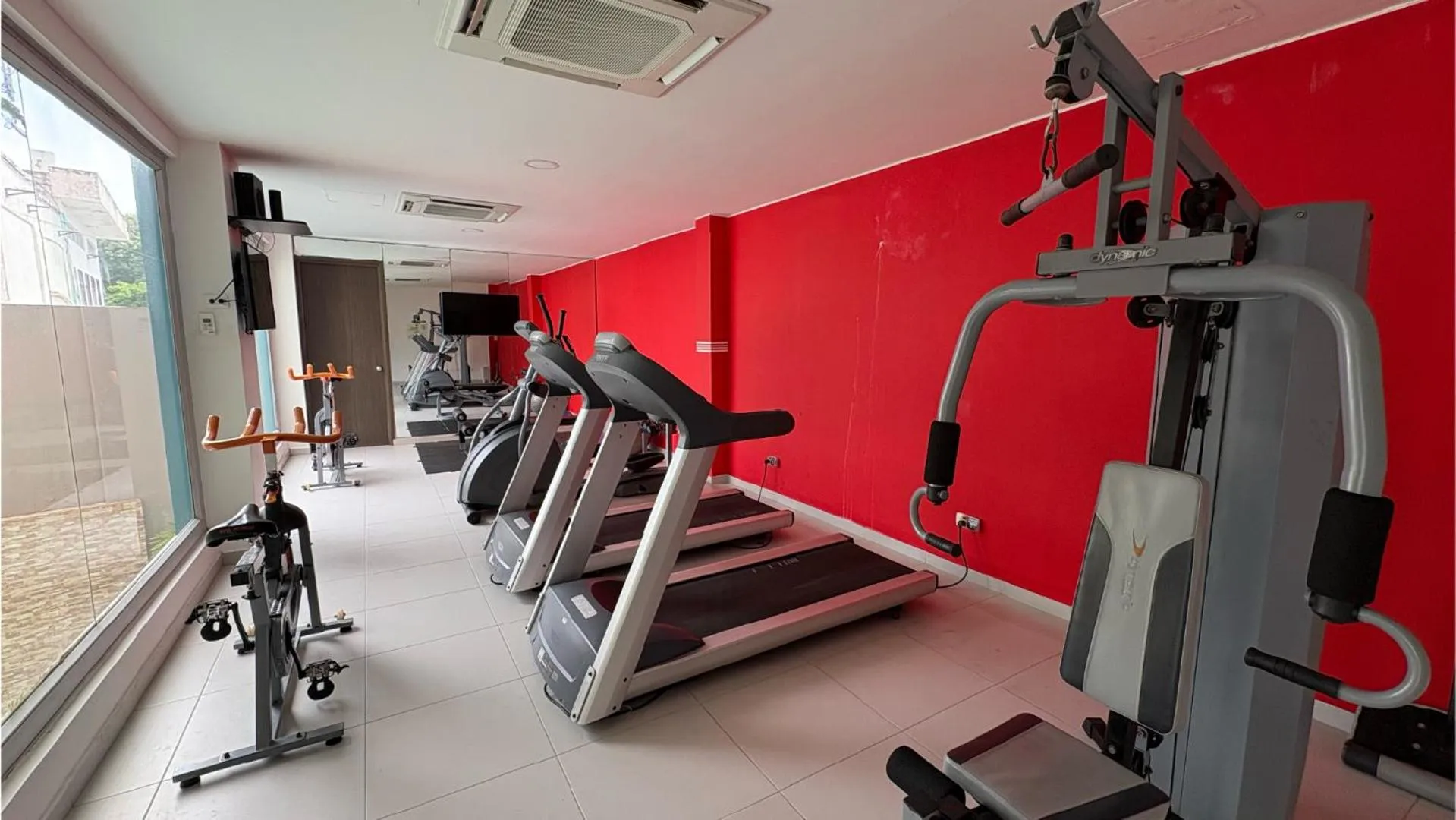 Fitness centre/facilities in Hotel Portobelo Plaza las Ámericas