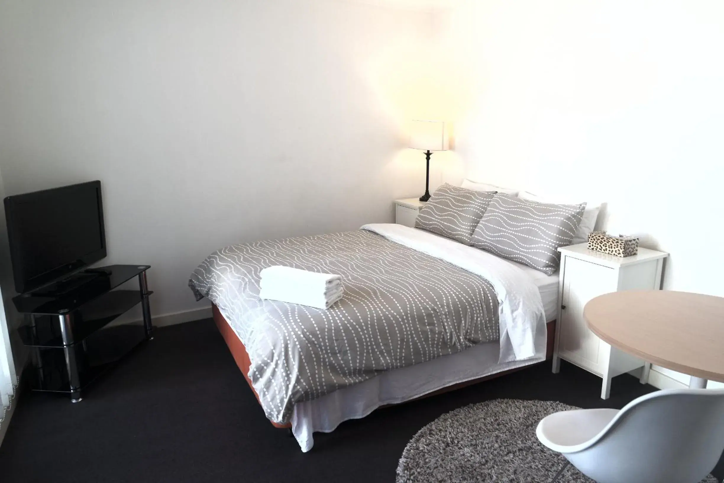 Photo of the whole room, Bed in Cityview Studio Accommodation Photo of the whole room, Bed in Cityview Studio Accommodation