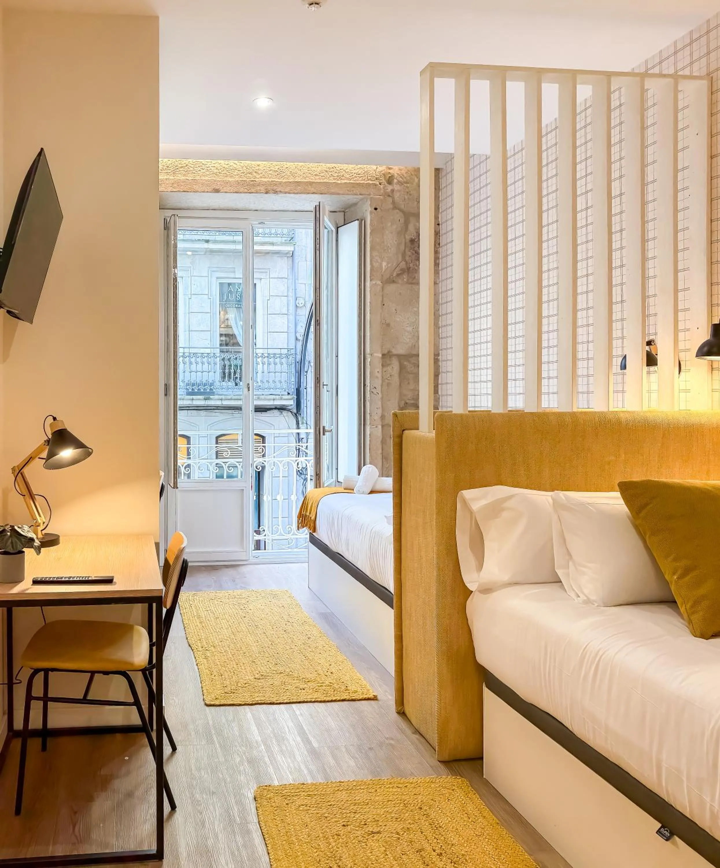 Twin Room in Principe 7 Rooms Boutique Vigo