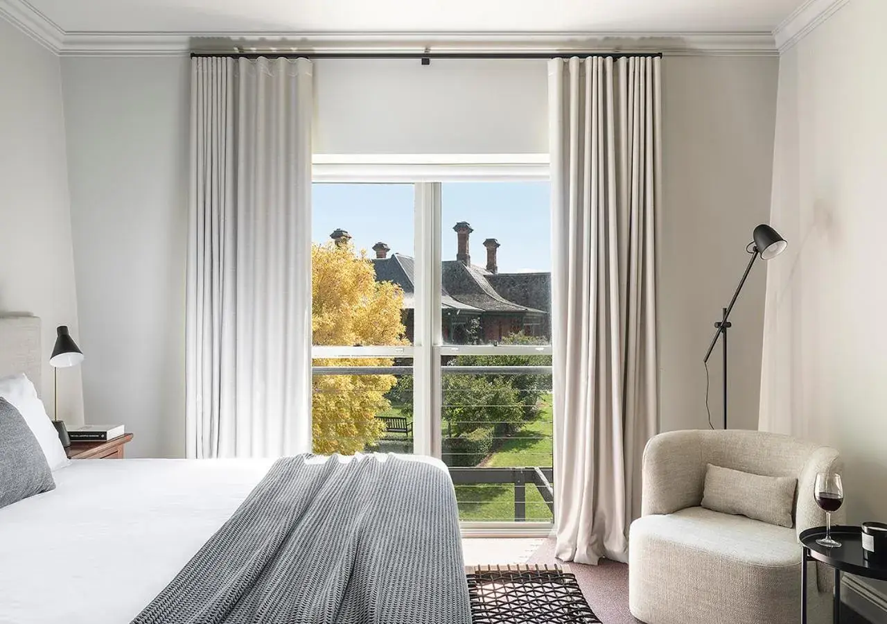 Natural landscape, Bed in Cleveland Estate Natural landscape, Bed in Cleveland Estate