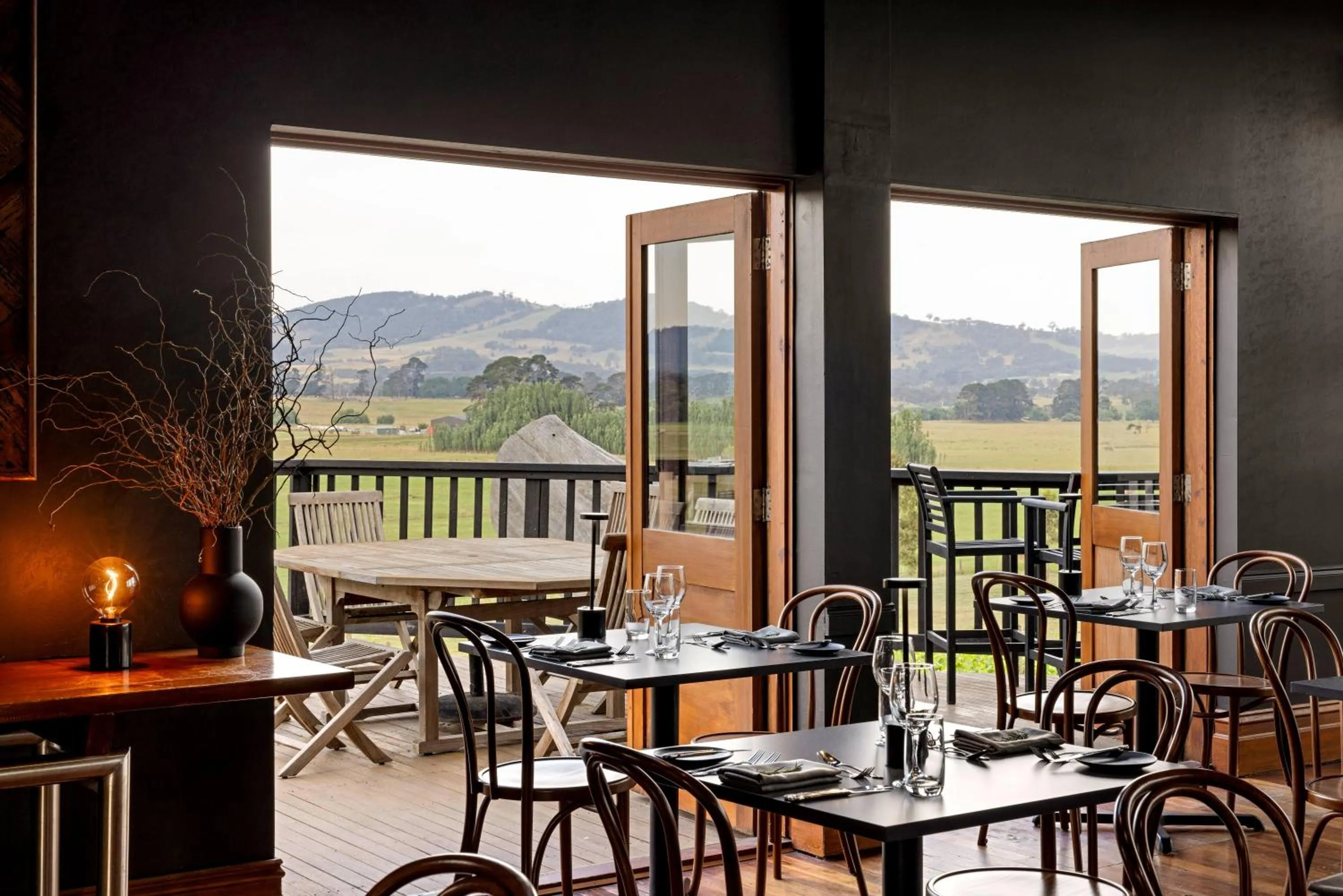 Restaurant/places to eat in Cleveland Estate