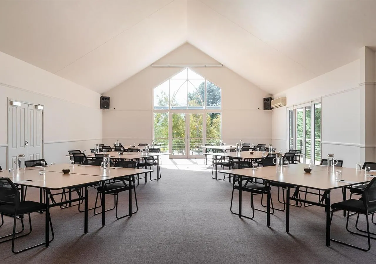 Banquet/Function facilities in Cleveland Estate