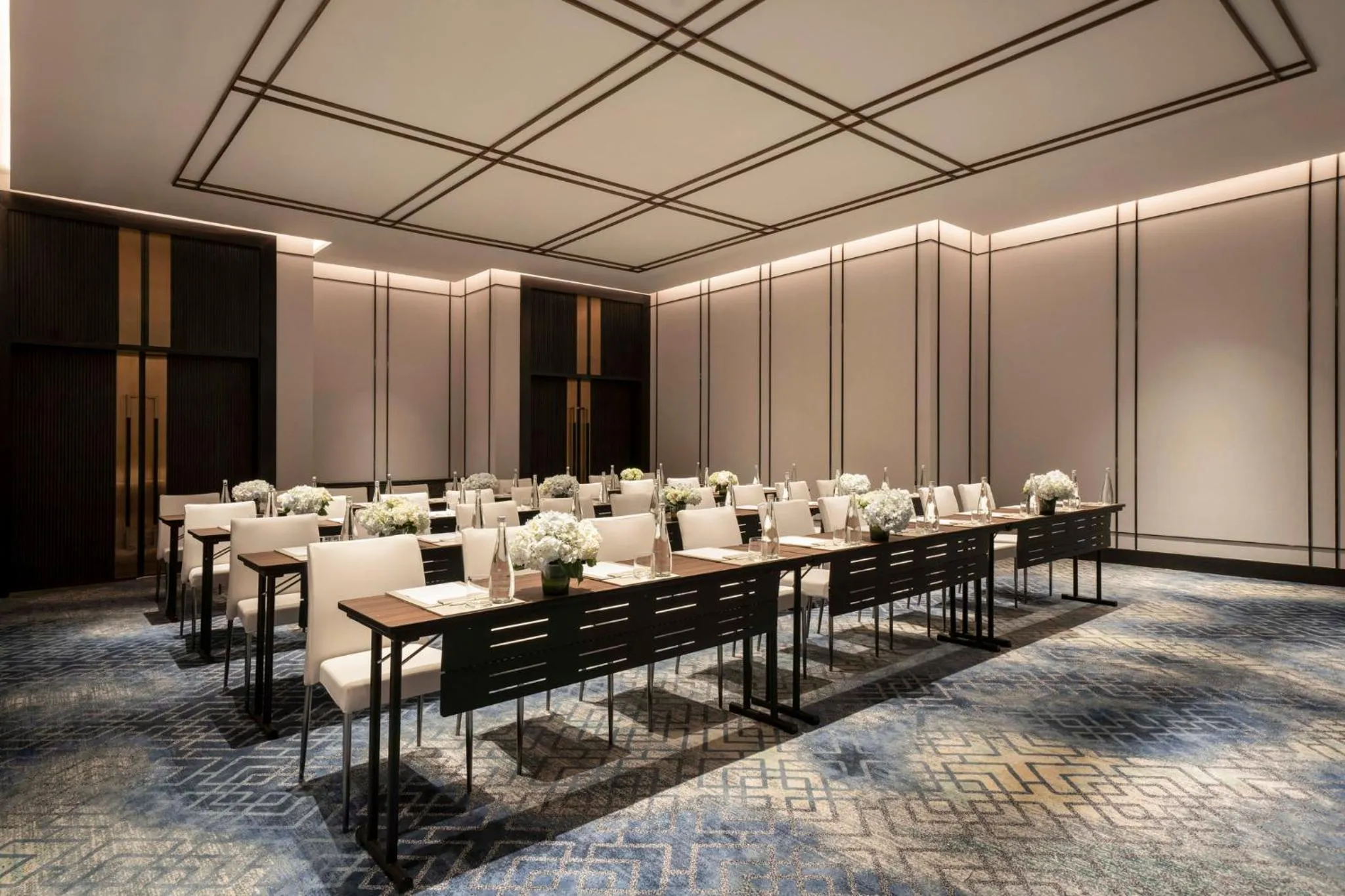 Meeting/conference room in InterContinental Halong Bay Resort by IHG
