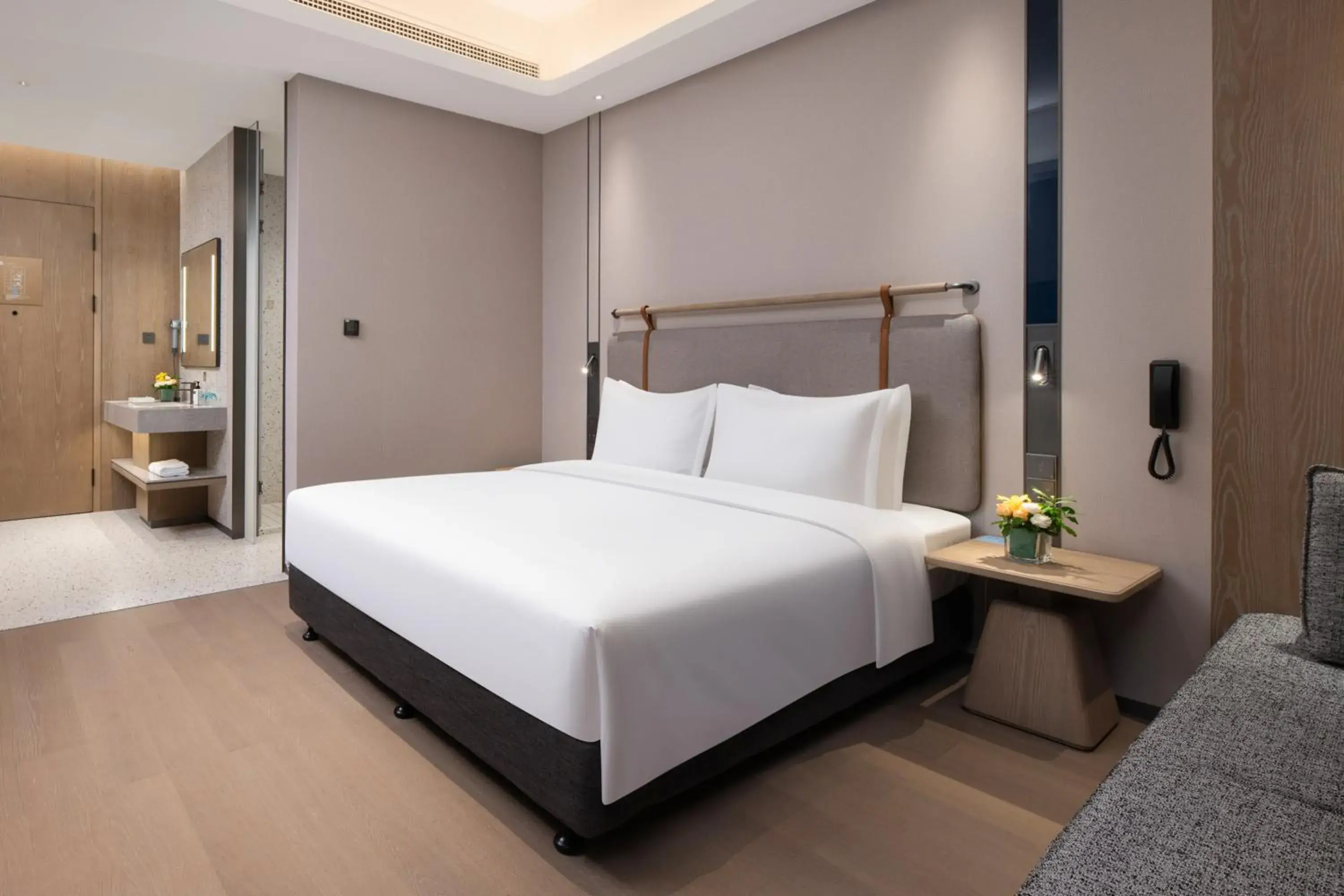 Bed in Holiday Inn Express Suzhou North Station by IHG Bed in Holiday Inn Express Suzhou North Station by IHG
