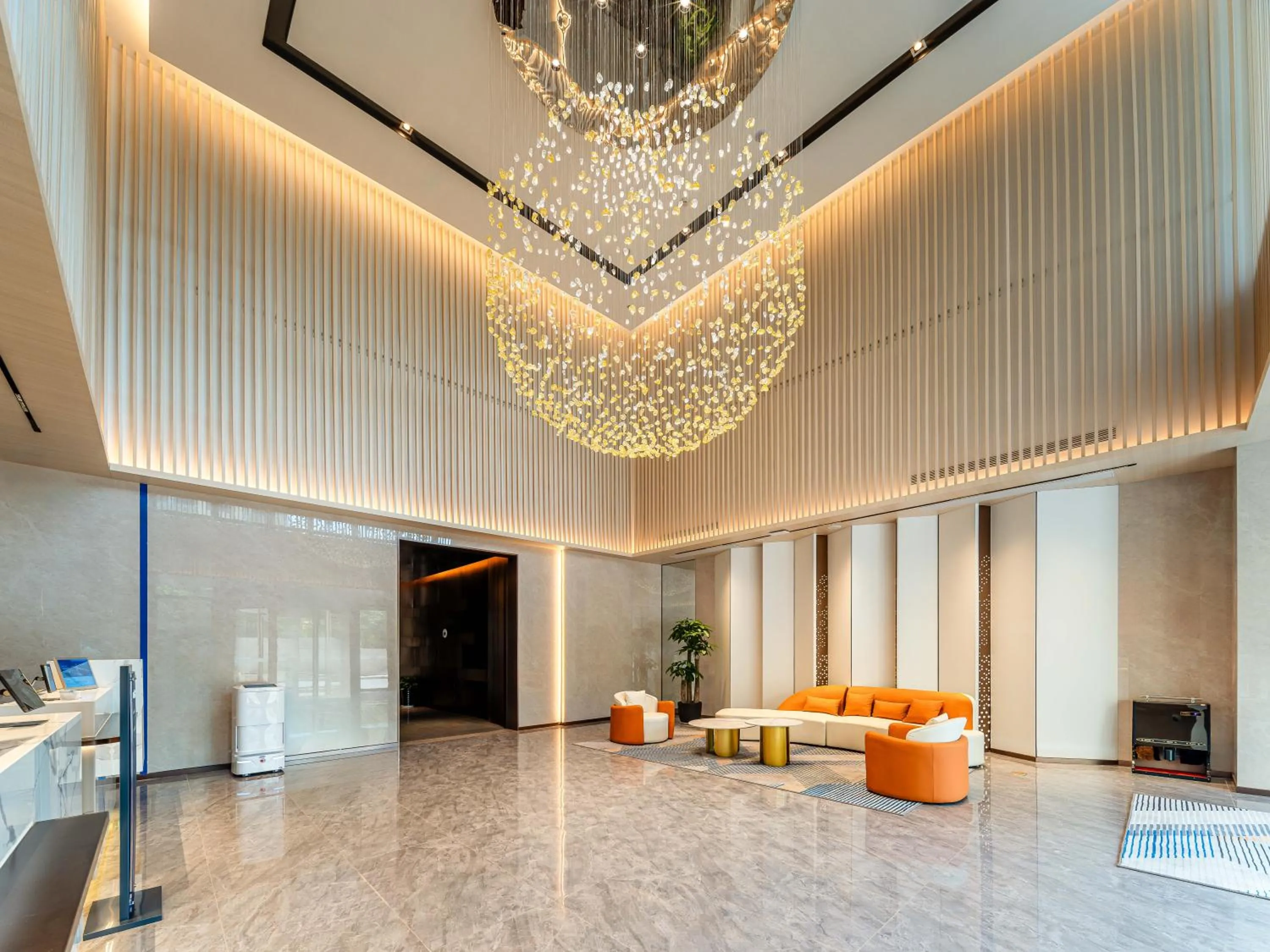 Lobby or reception in Holiday Inn Express Kunshan Yushan by IHG