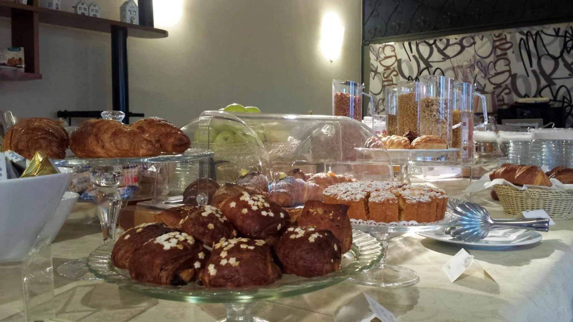 Breakfast in Hotel Postumia