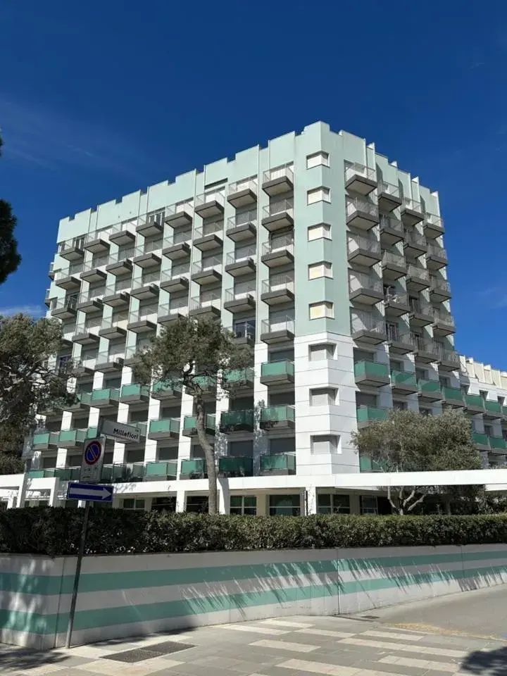 Condominio International Condominio International