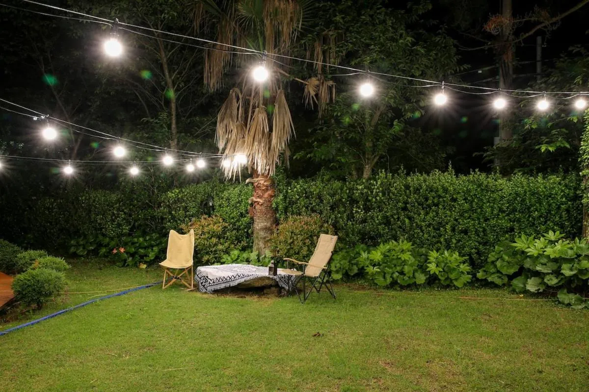 Garden in Benikea  The Jeju Resort