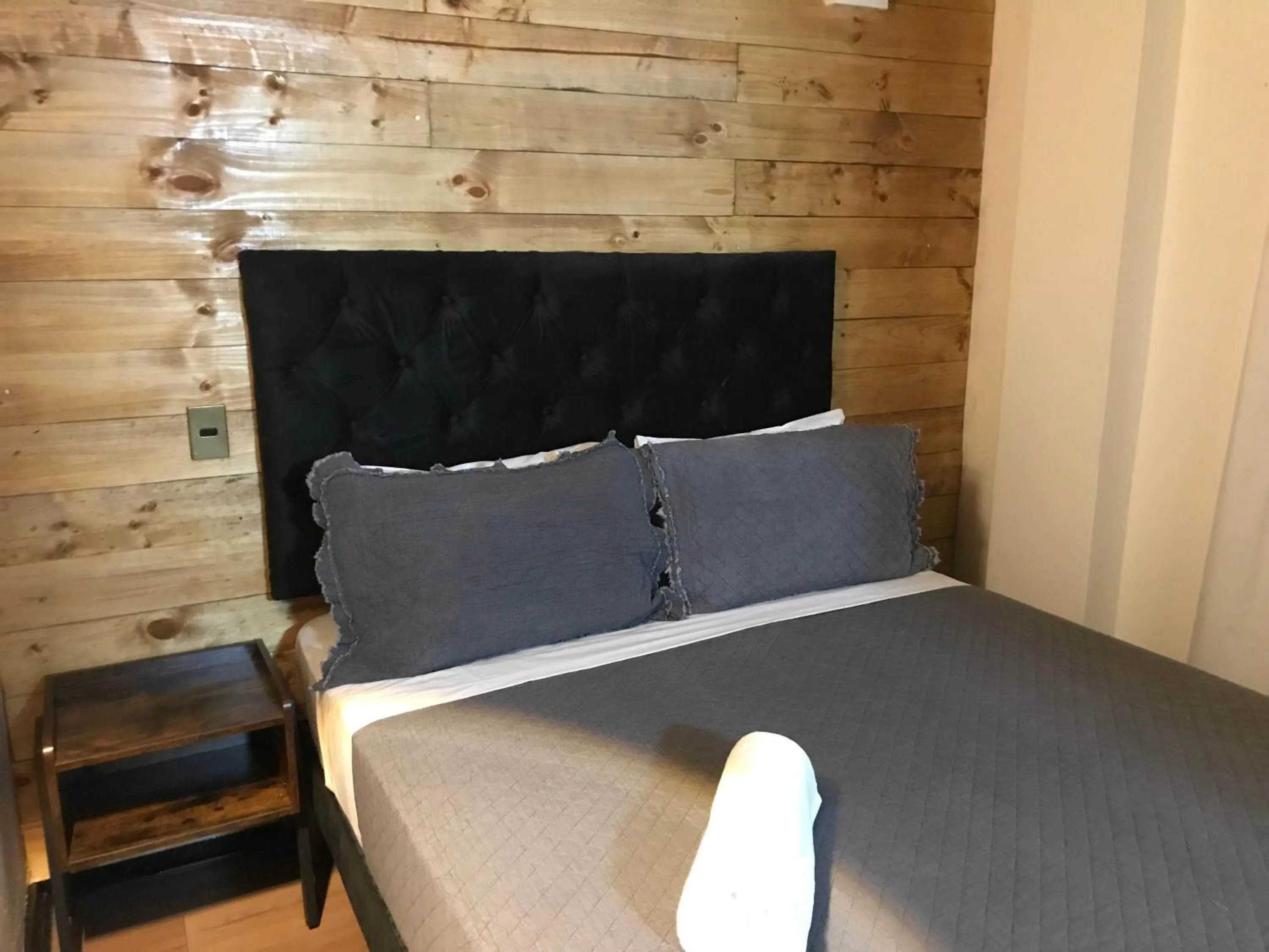 Bedroom, Bed in Tremo Bustamante