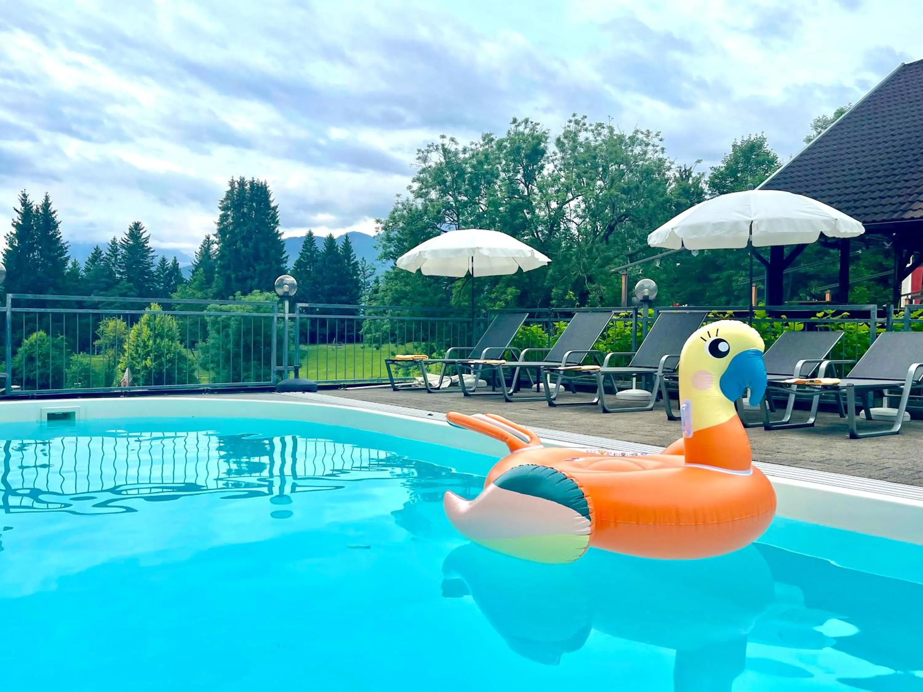 Swimming pool in Sweet Cherry - Boutique & Guesthouse Tyrol