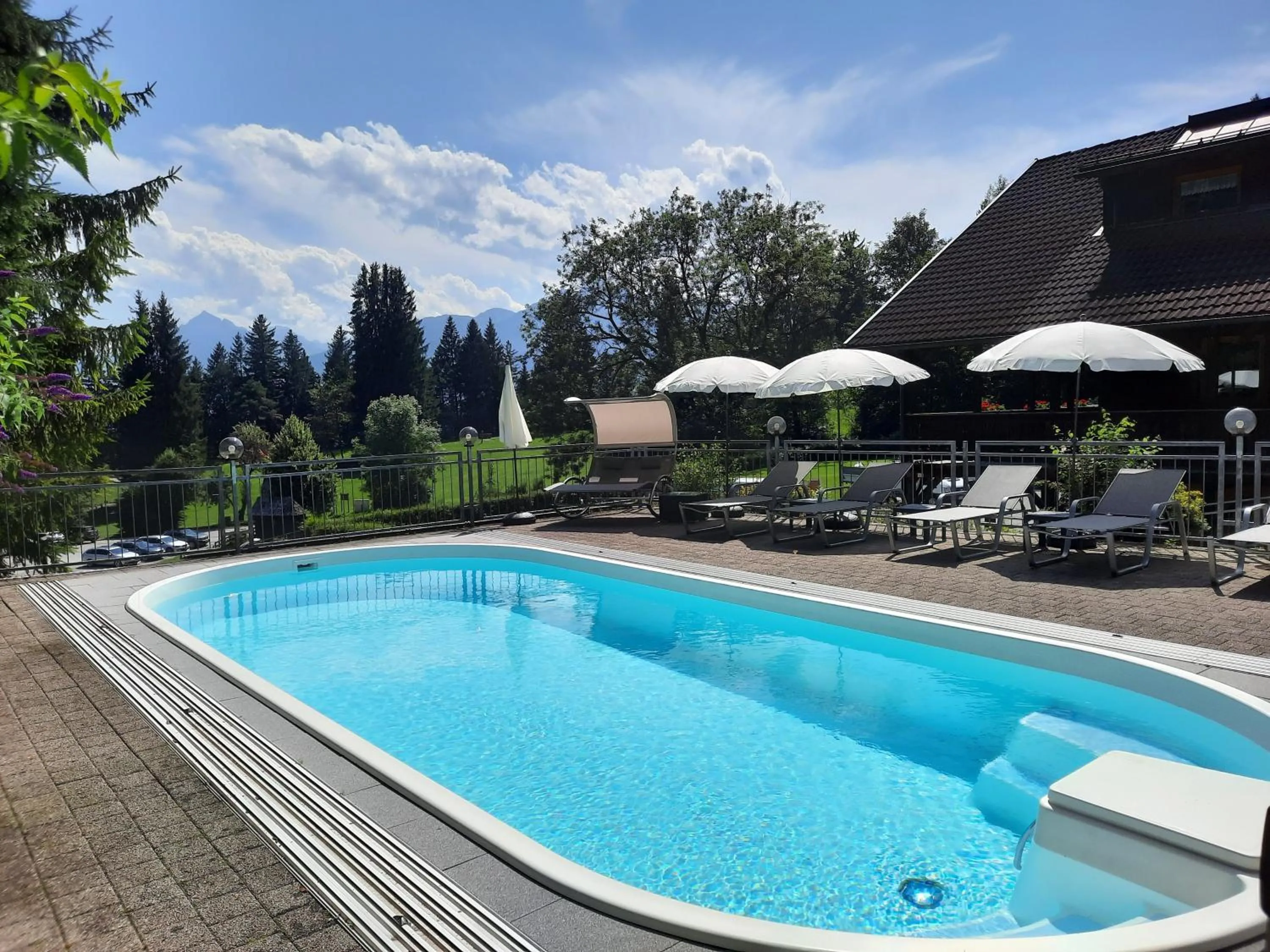 Swimming pool in Sweet Cherry - Boutique & Guesthouse Tyrol