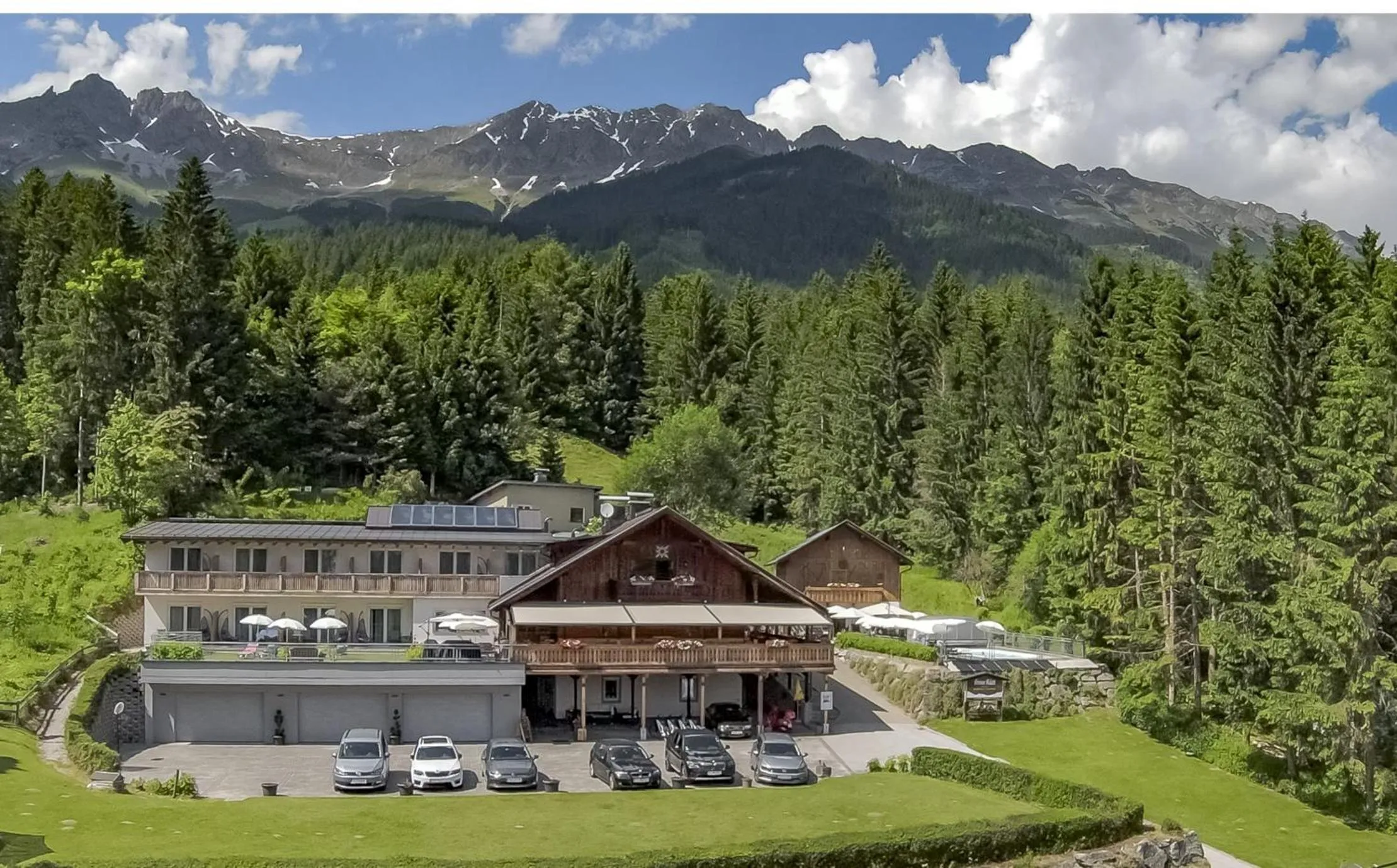 Property building in Sweet Cherry - Boutique & Guesthouse Tyrol
