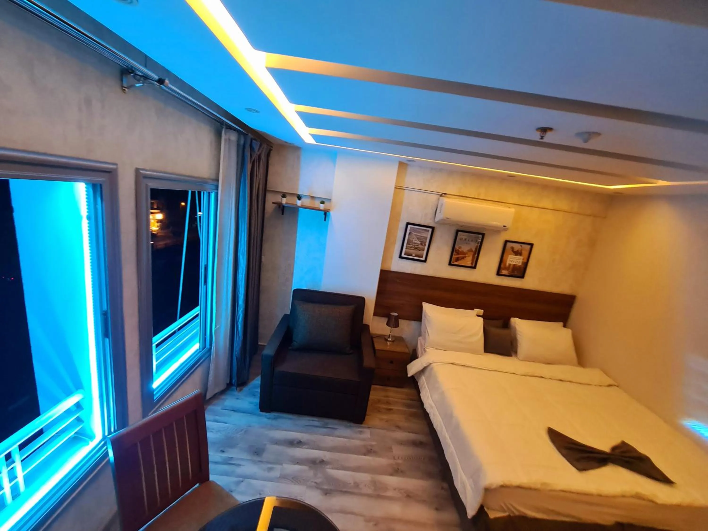 Bed in tourist hotel cairo downtown