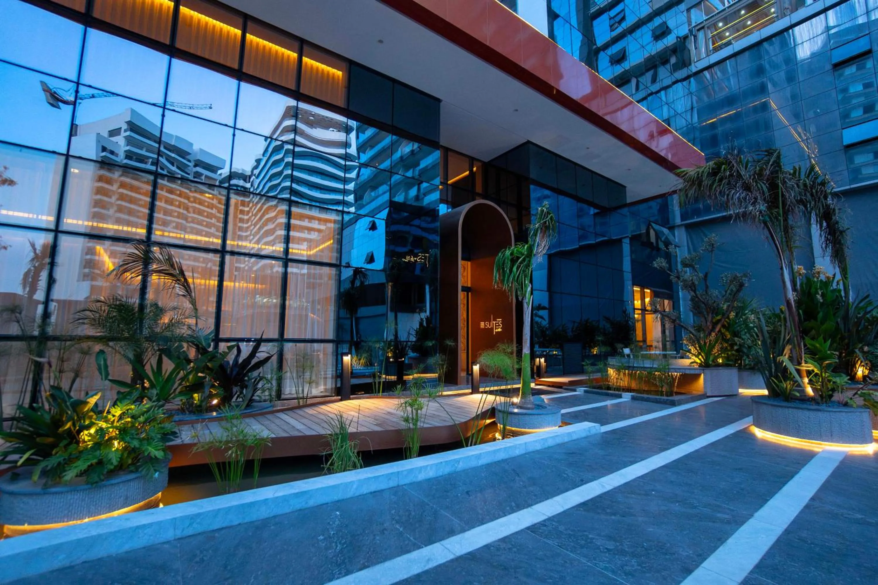 Facade/entrance in Suites By Le Rêve