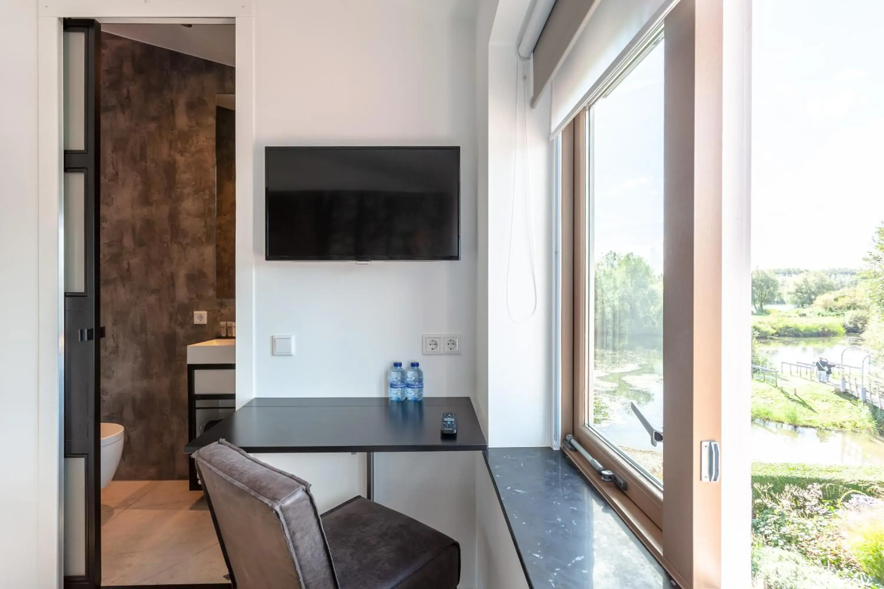 Small Twin Room in Hajé Hotel Restaurant de Lepelaar Small Twin Room in Hajé Hotel Restaurant de Lepelaar