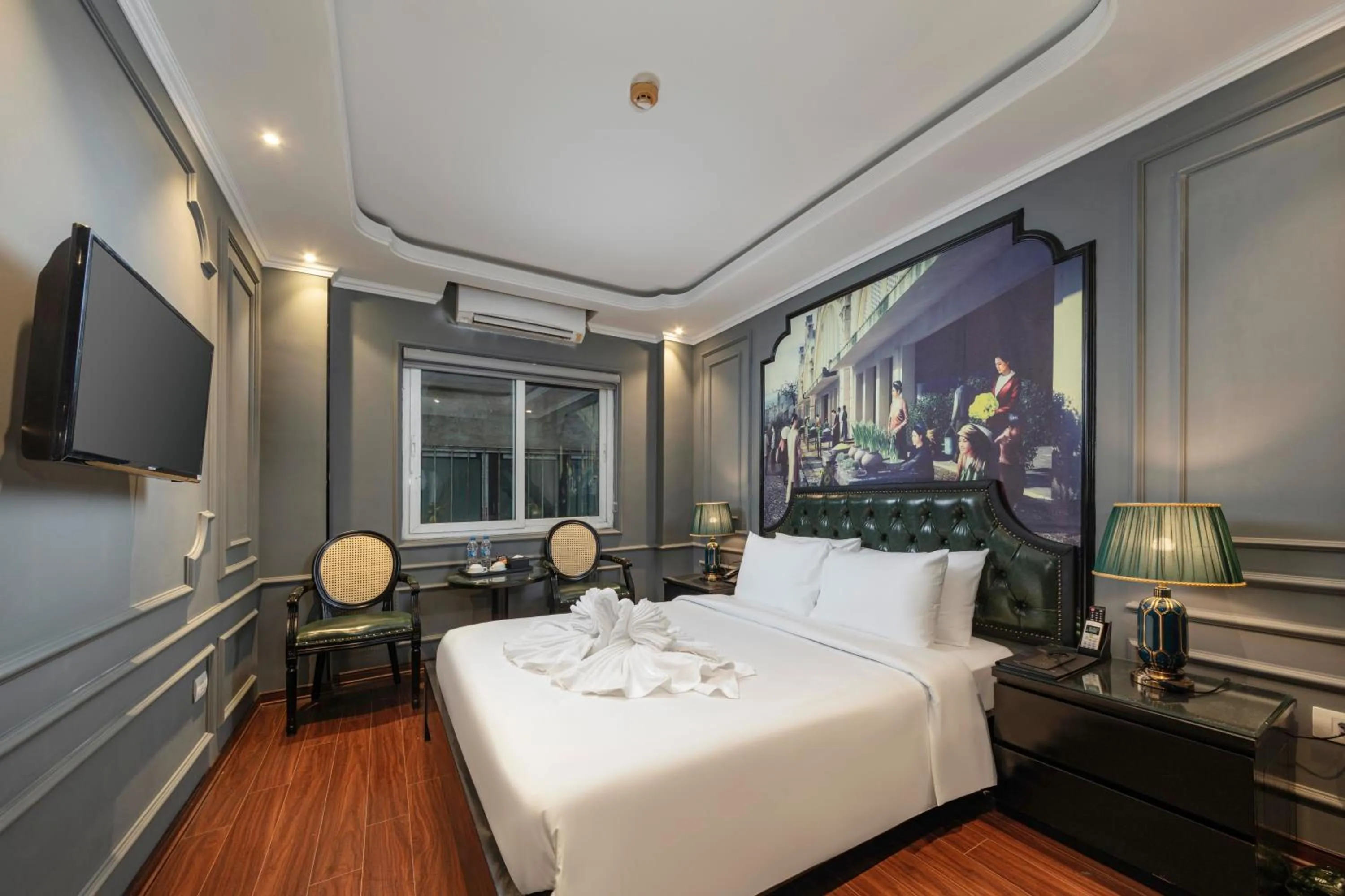 Deluxe Double Room in Hanoi View Hotel