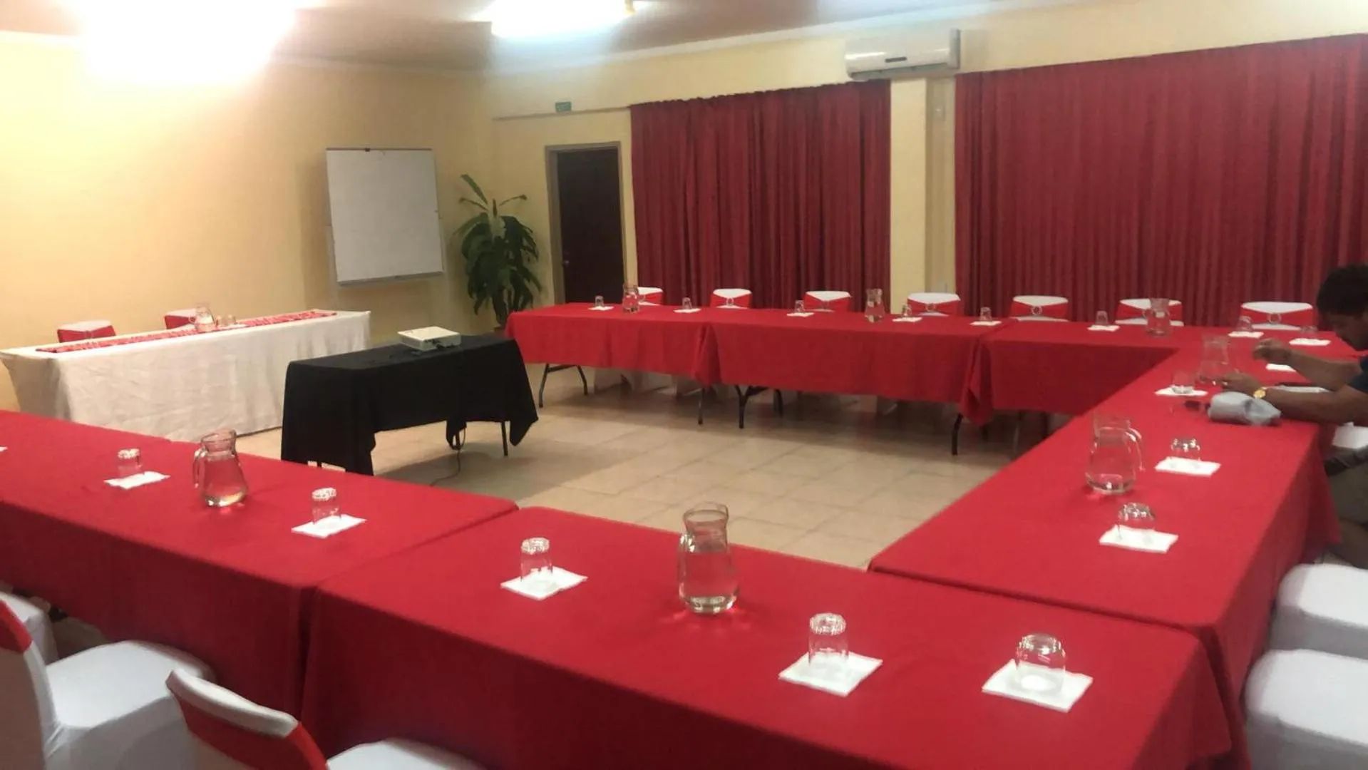 Meeting/conference room in Hotel Elisa